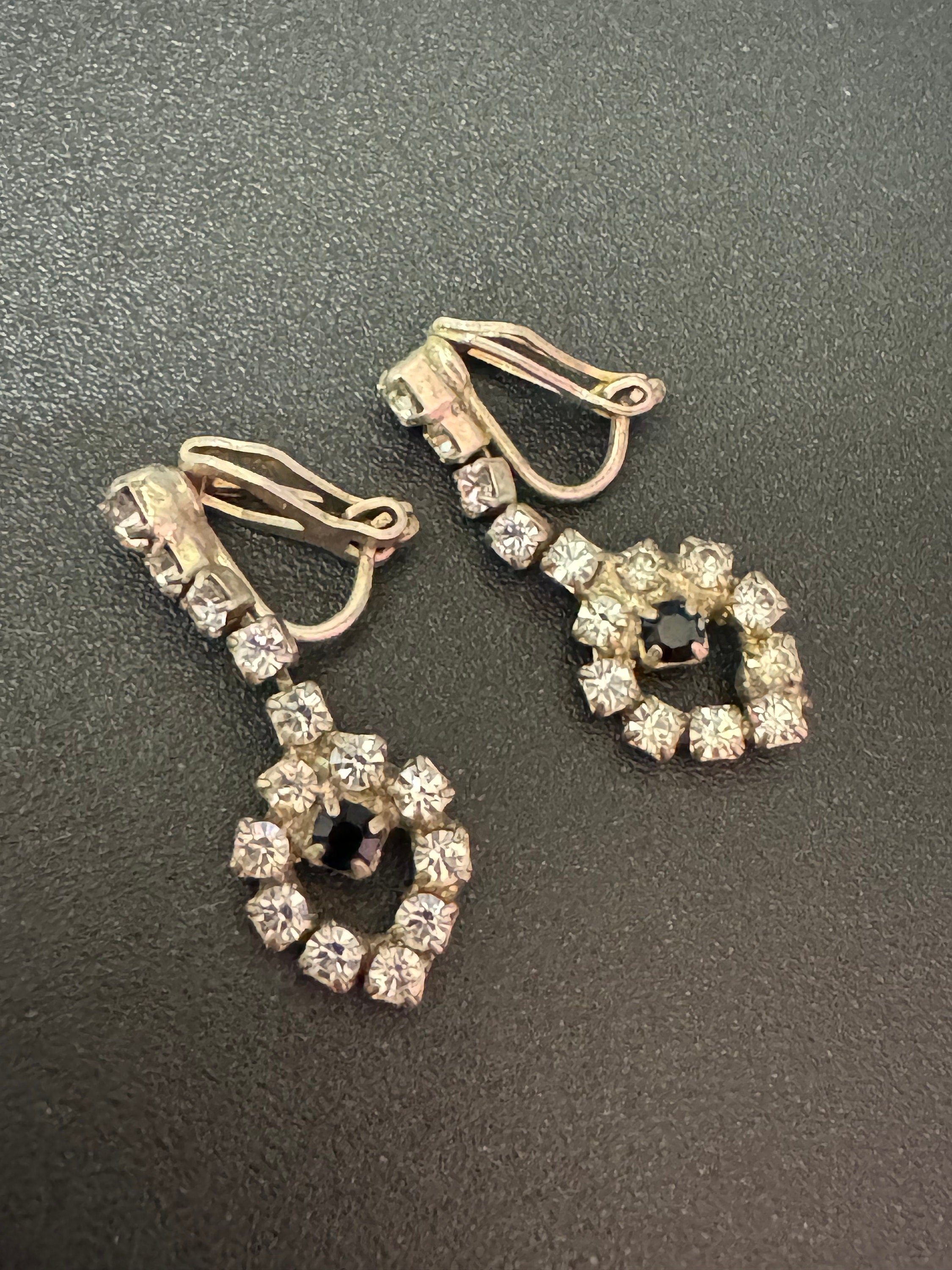 Vintage Clear Diamanté Drop Paste Clip On Earrings screw back