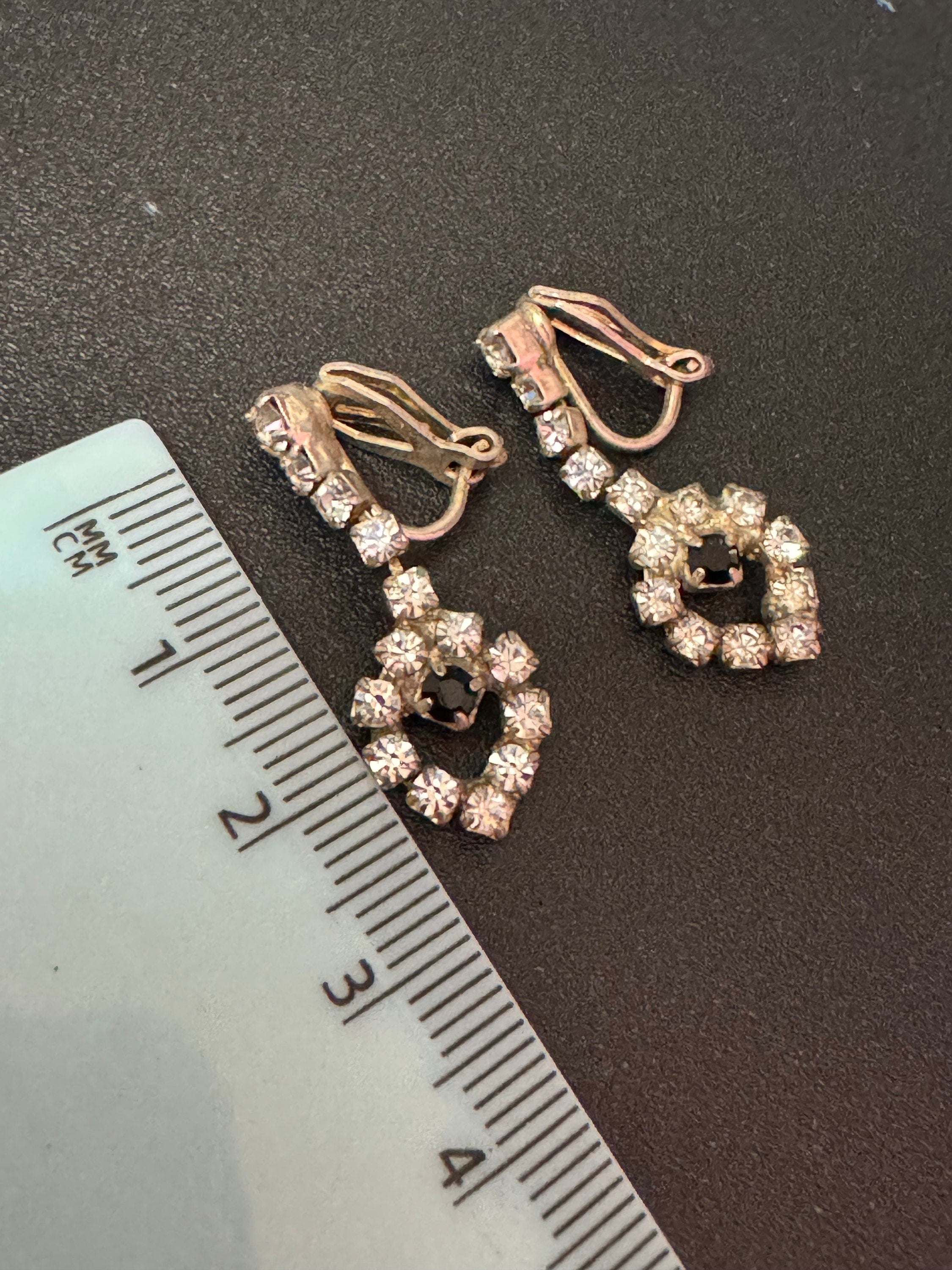 Vintage Clear Diamanté Drop Paste Clip On Earrings screw back