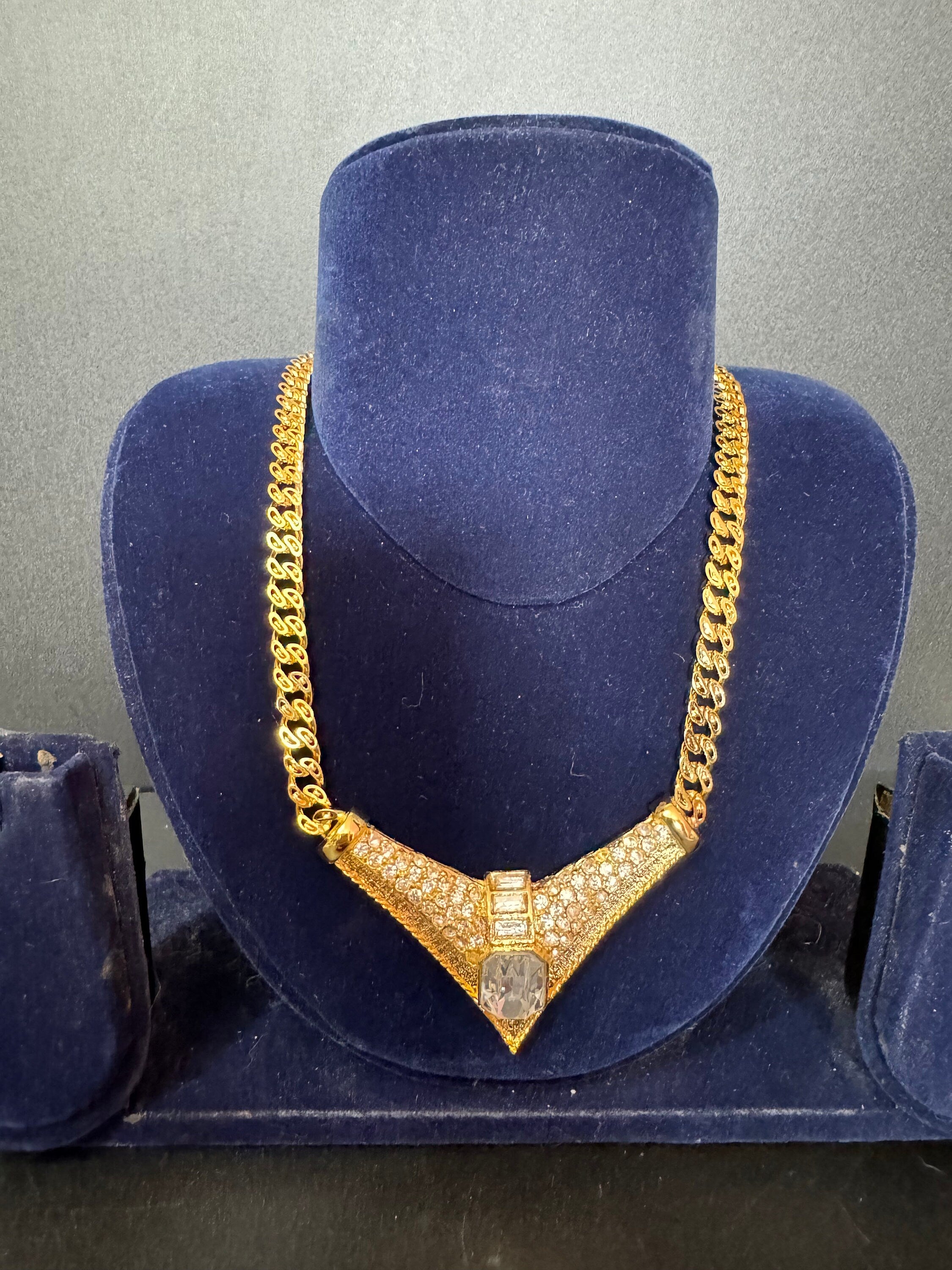 Vintage clear diamanté Swarovski crystal set rhinestone gold tone chain link pendant choker necklace old shop stock 40cm