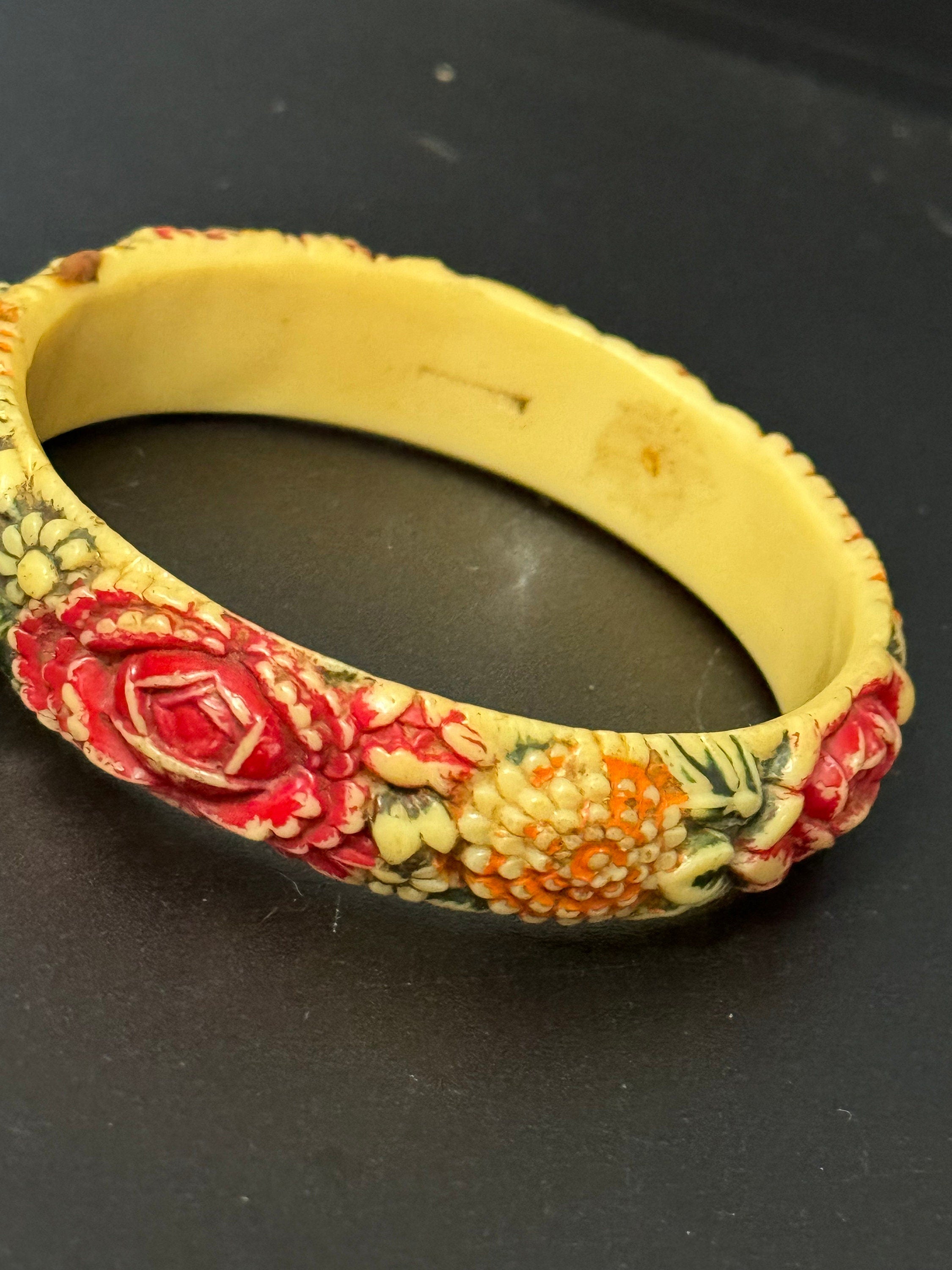 Art Deco Antique Vintage Early Plastic Celluloid Carved Bangle Cream red green tones