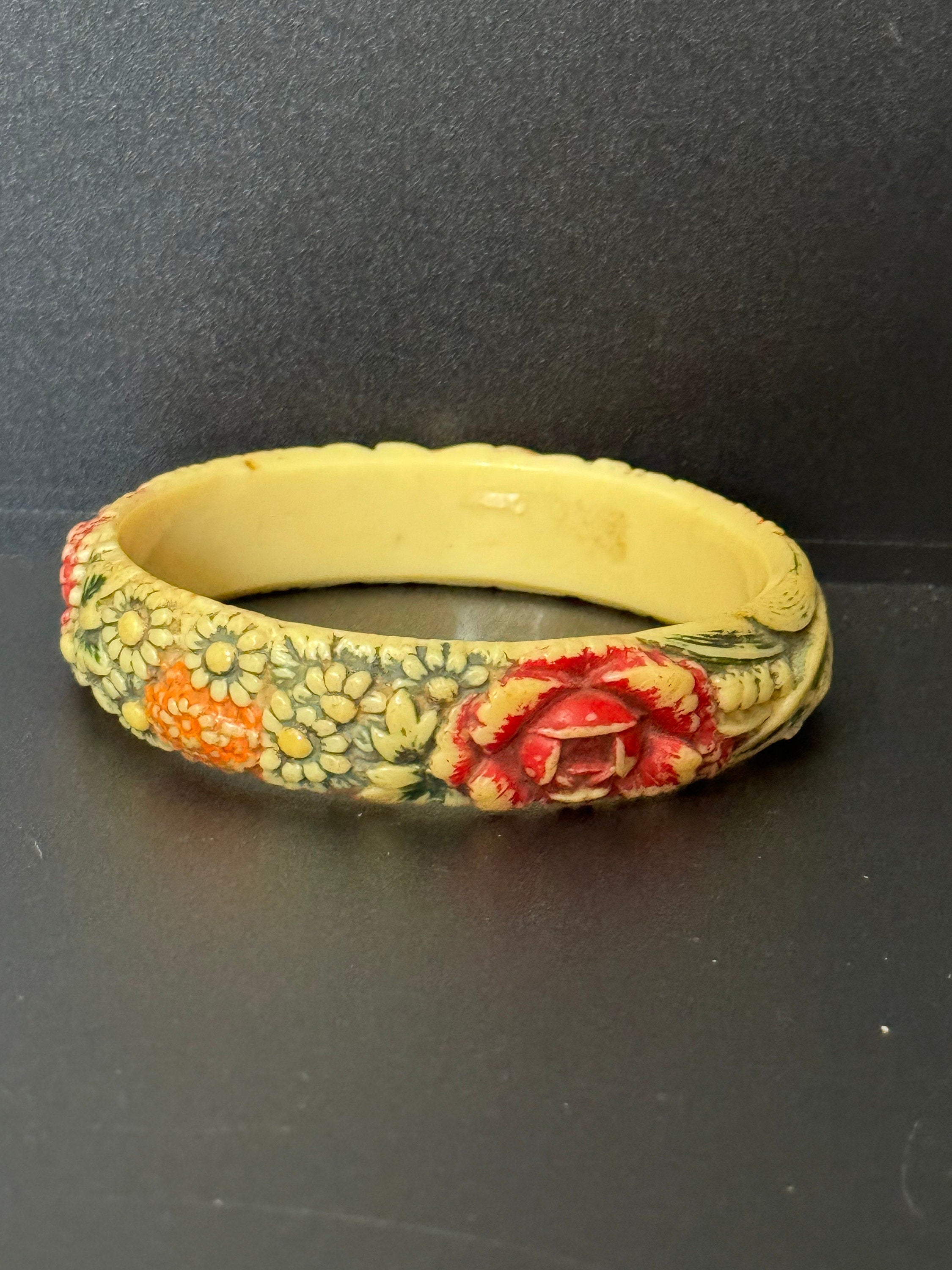 Art Deco Antique Vintage Early Plastic Celluloid Carved Bangle Cream red green tones