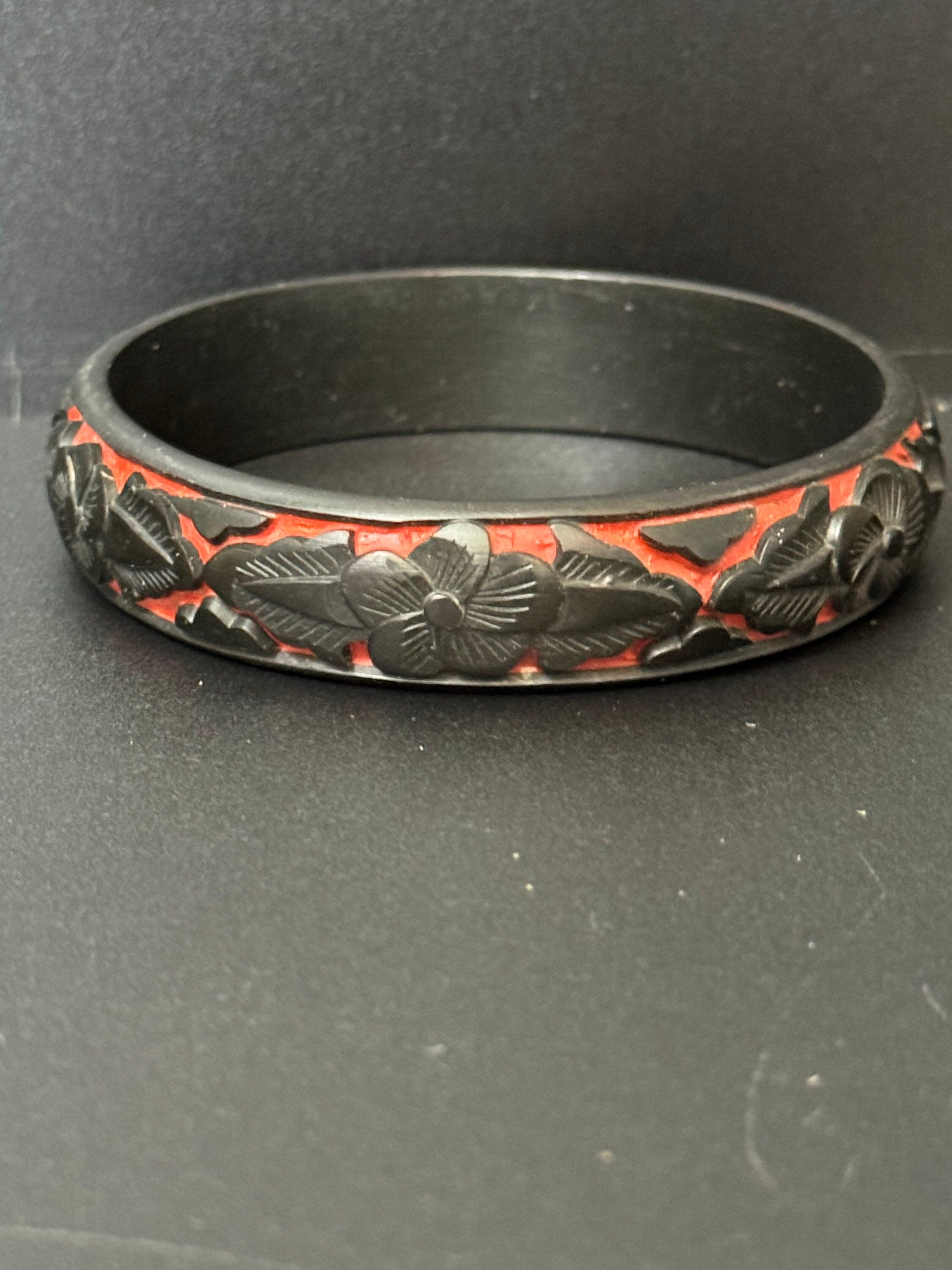 Cinnabar bracelet Art Deco Antique Vintage Early Plastic Celluloid Carved Bangle black and red