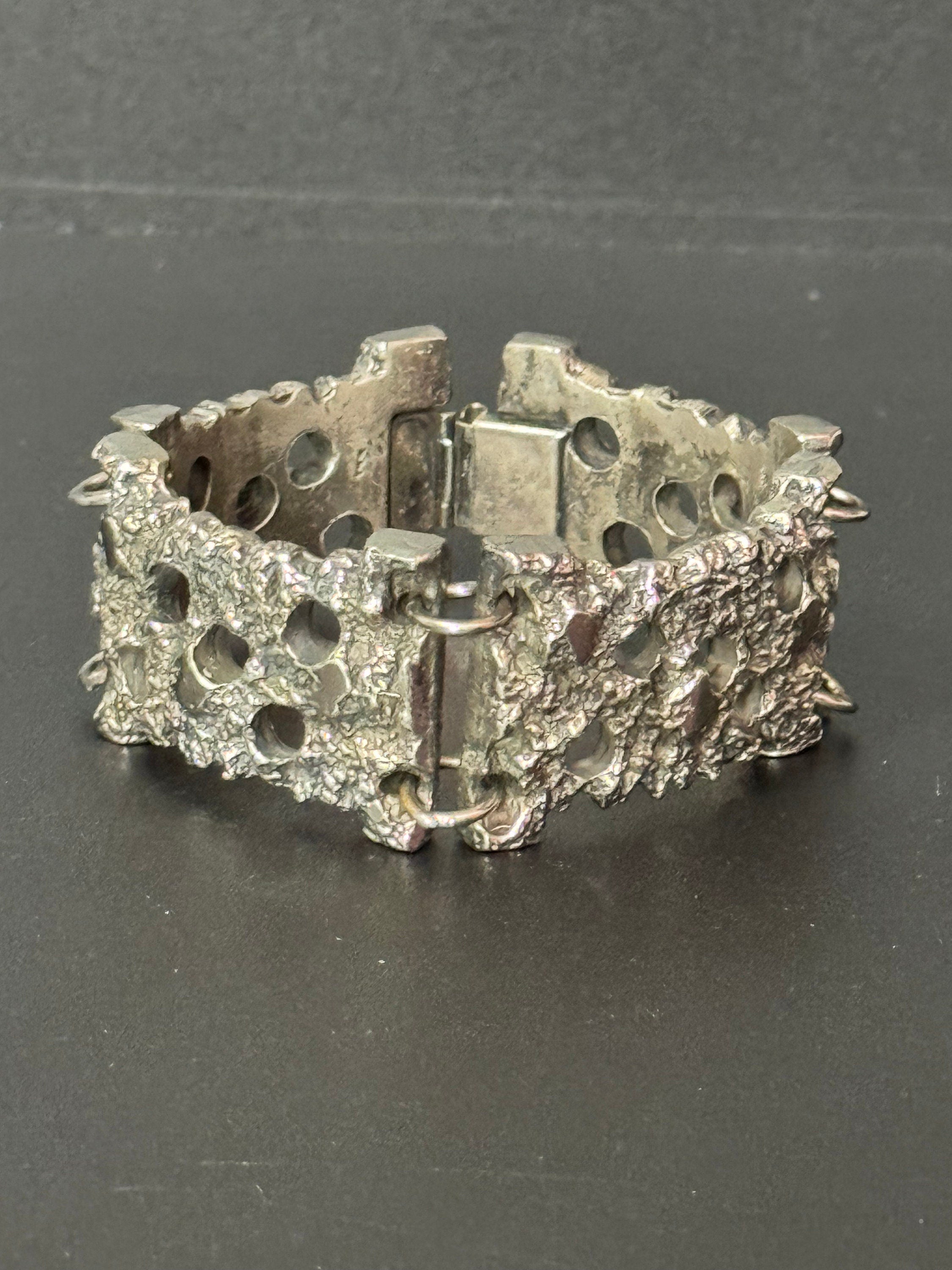 Signed Robert Larin Brutalist modernist textured panel link bracelet vintage retro 1970s period cuff bangle silver pewter work