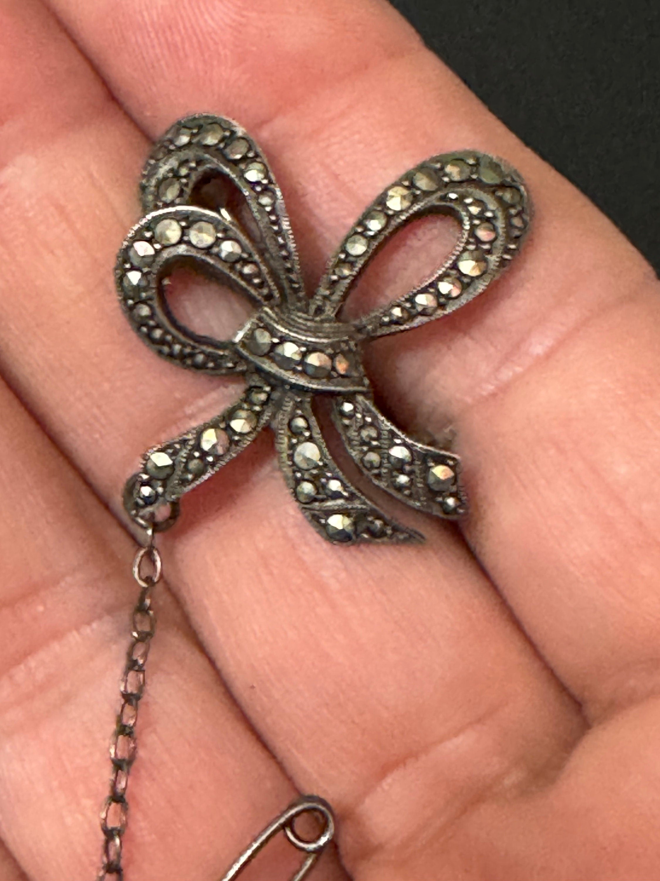 Antique vintage hallmarked sterling 925 silver marcasite bow brooch
