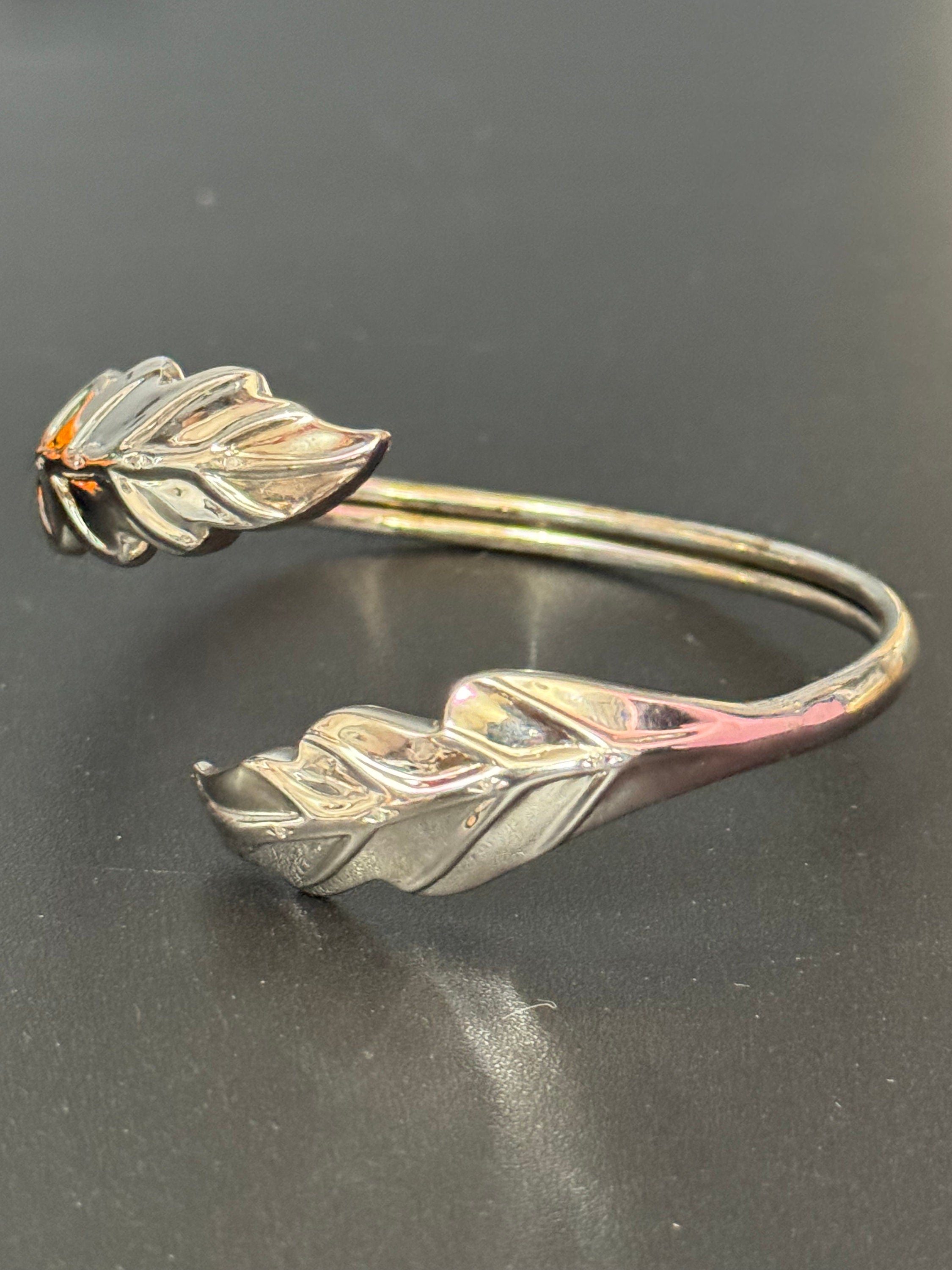 Vintage 925 torque embossed leaf Cuff Bangle Bracelet sterling Silver 20 grams