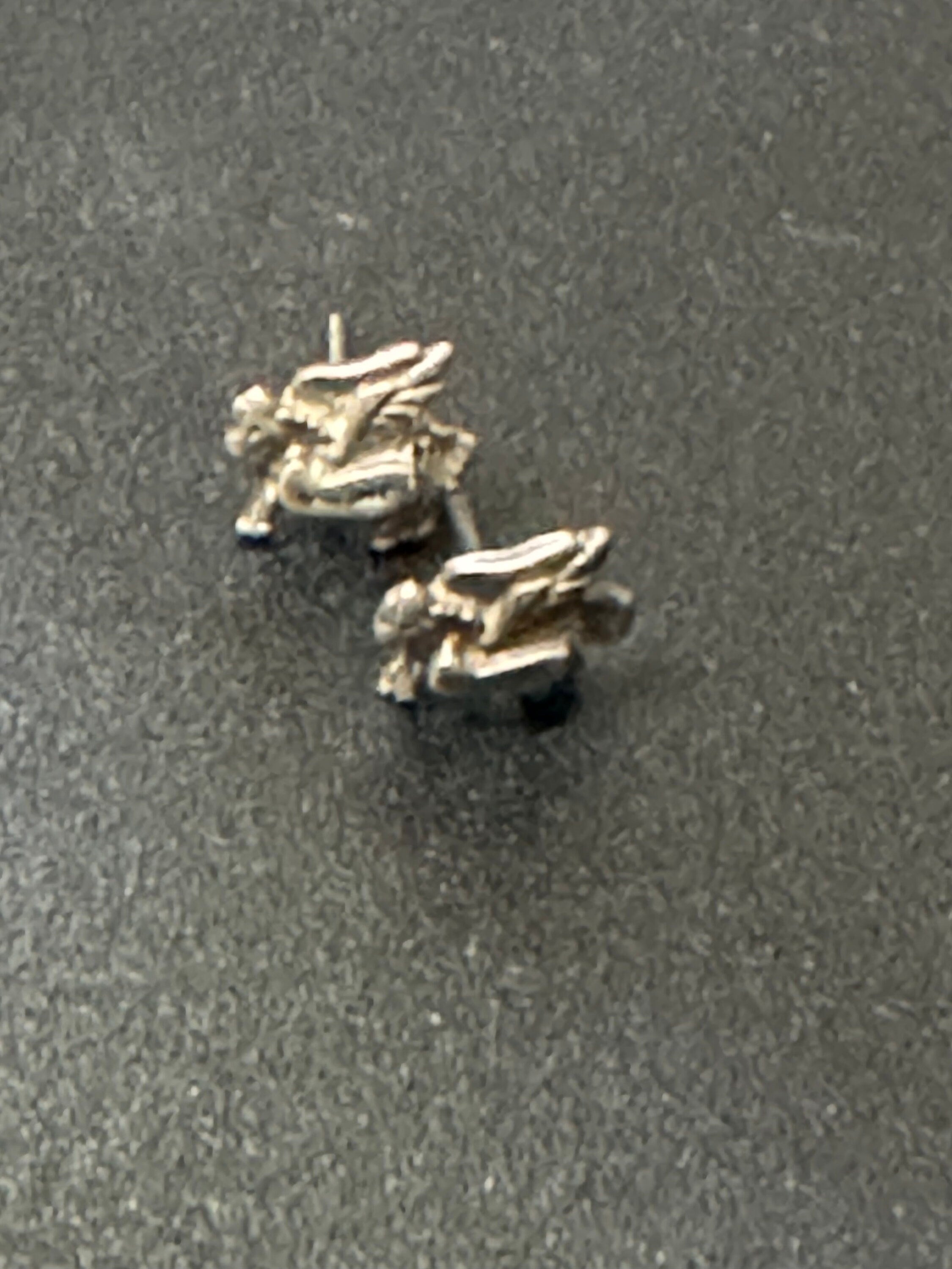south American Navajo  retro 925 Sterling silver small winged Pegasus horse stud earrings pierced with turquoise