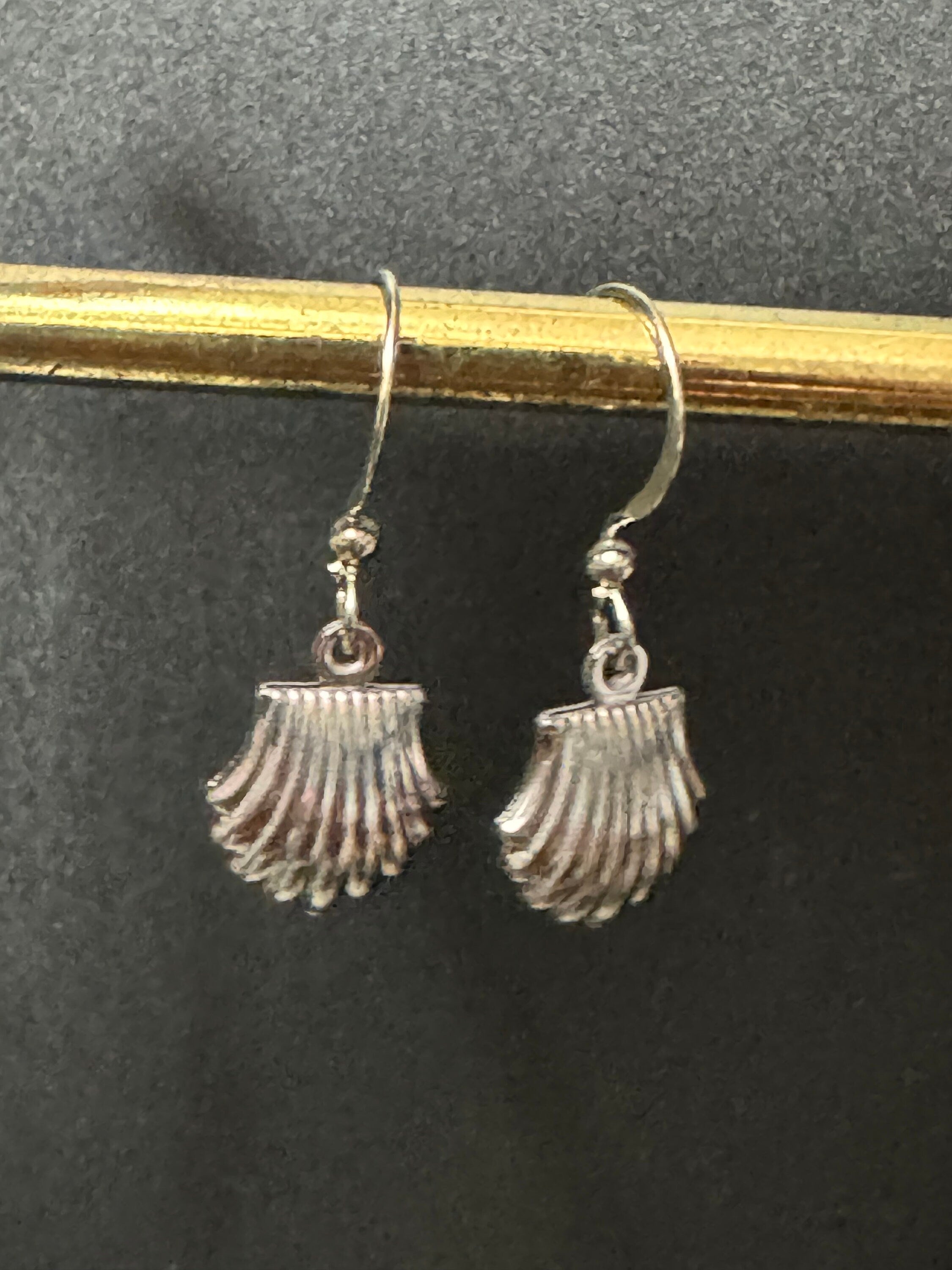 Gold or silver tone small clam shell drop earrings pierced ears select colour choice