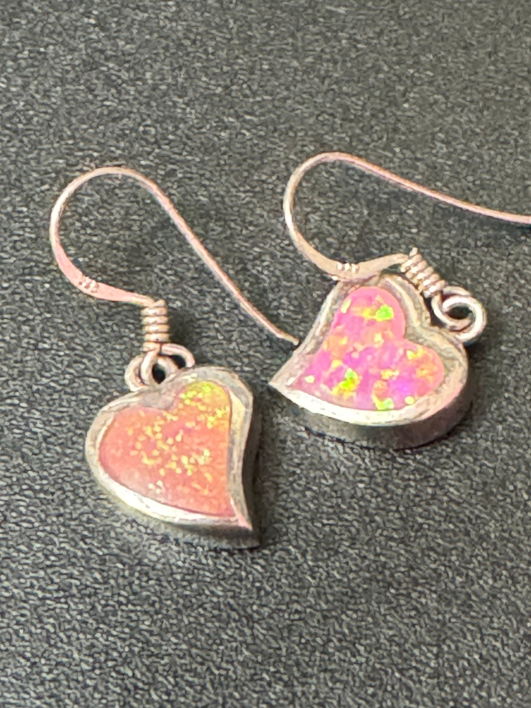 Small 925 Sterling silver pink enamel cute love heart girls dangly earrings 4.4grams