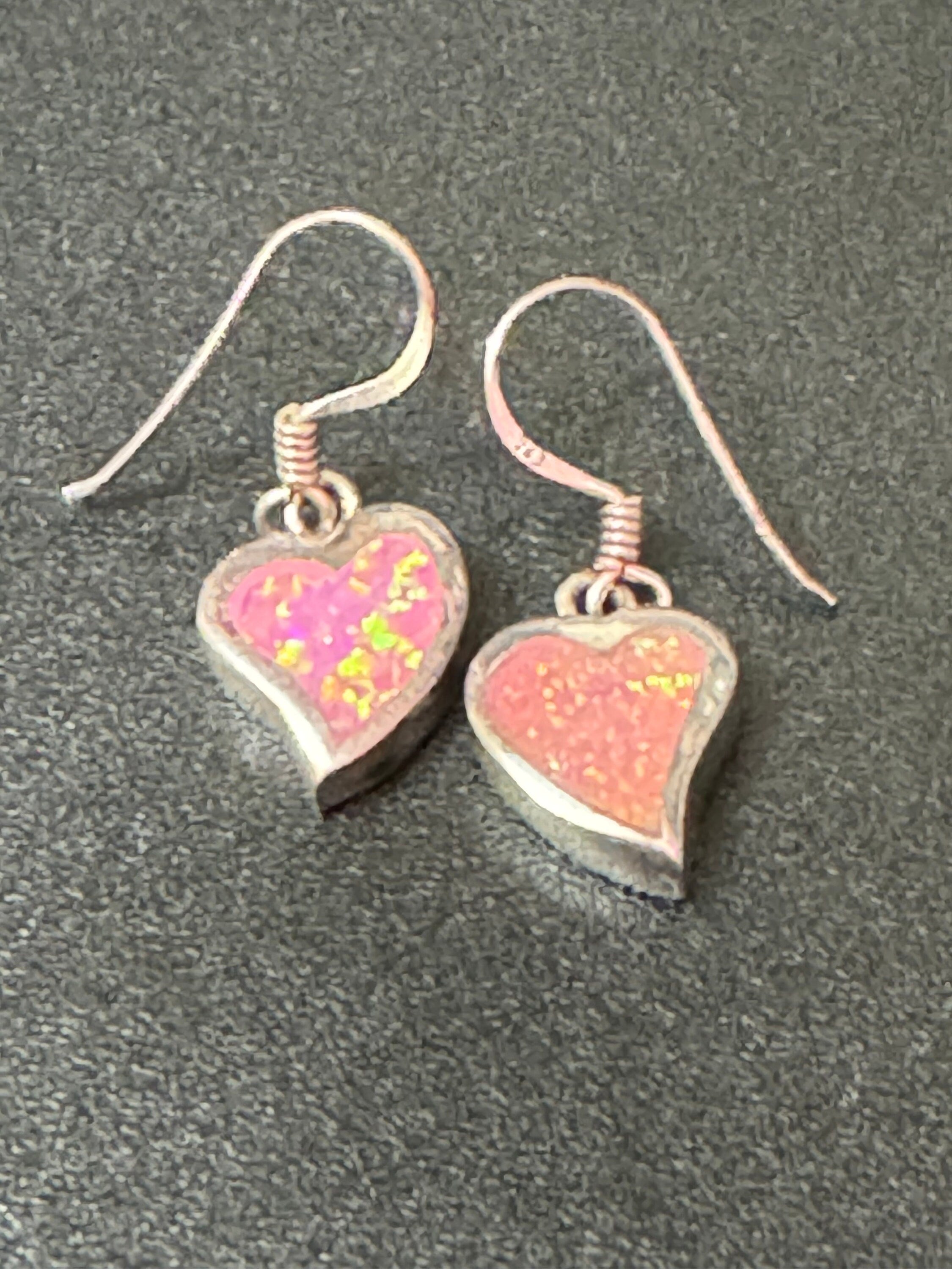 Small 925 Sterling silver pink enamel cute love heart girls dangly earrings 4.4grams
