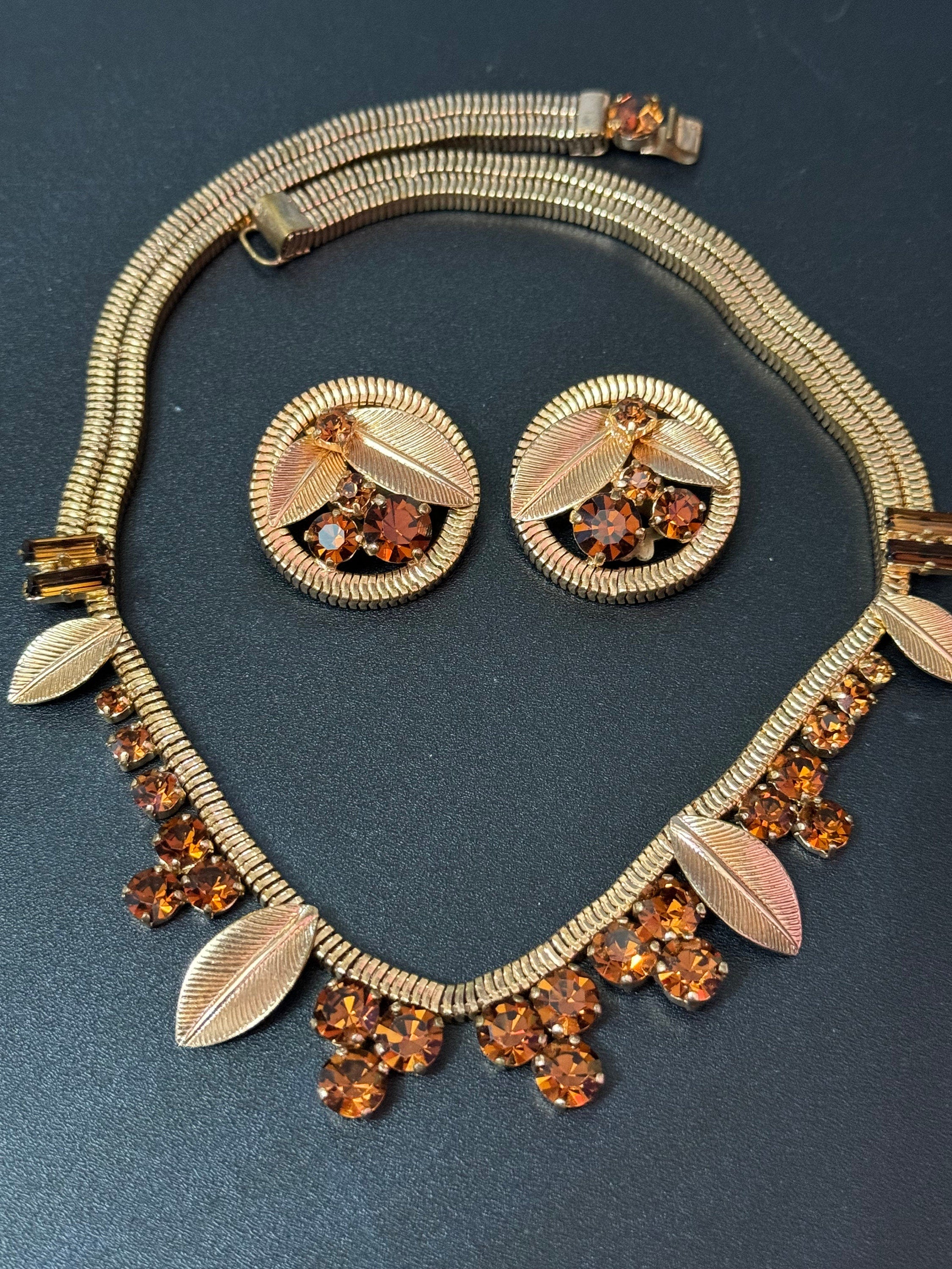 Brown cognac glass diamanté mesh necklace and clip on earring Vintage jewellery set