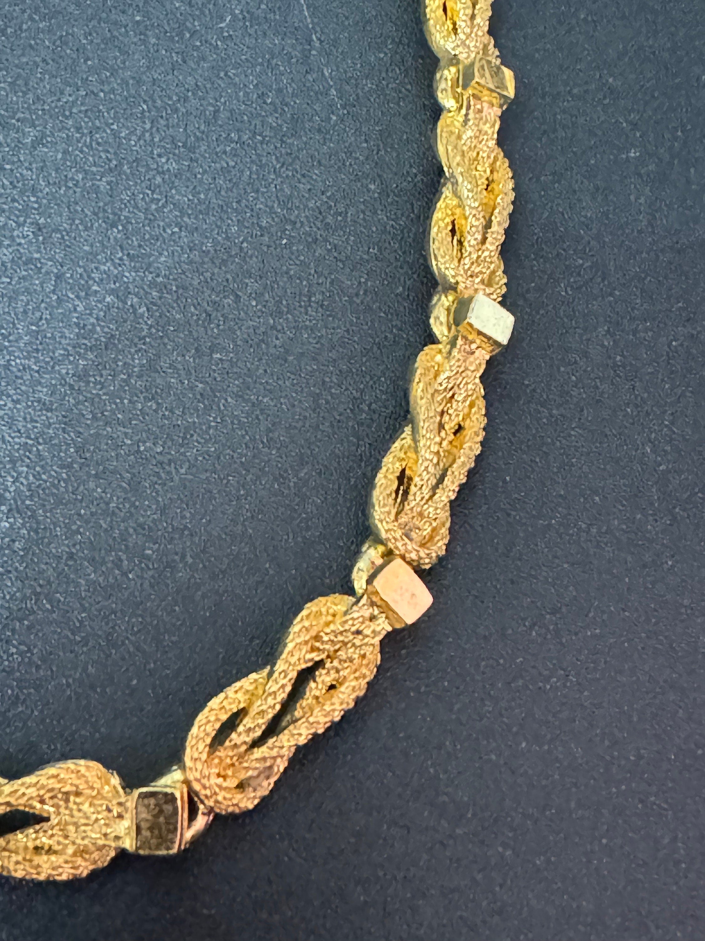 13 inch 44cm long 1980s thick gold tone fancy reef knot link chain link collar necklace