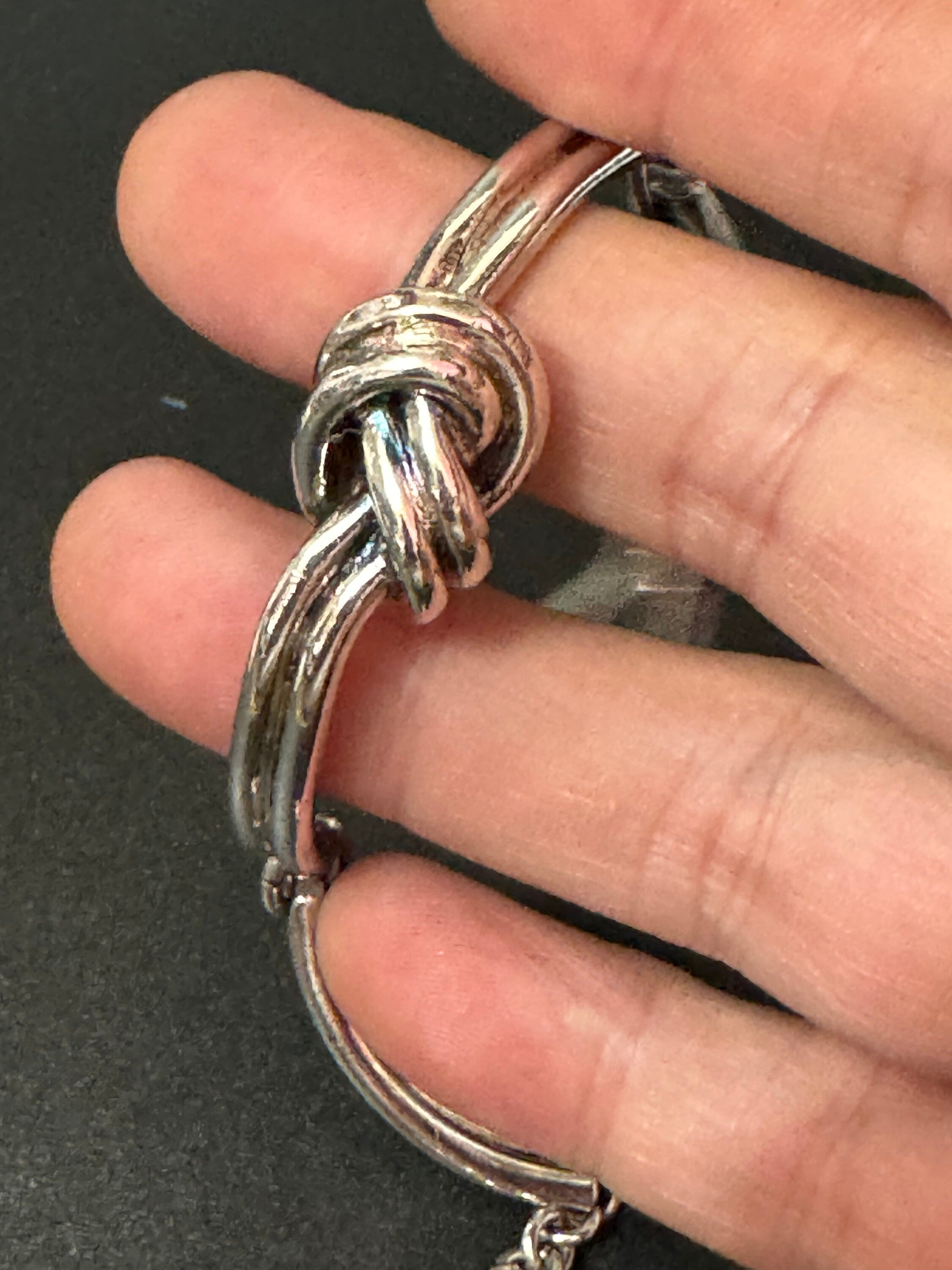 retro signed AGATHA PARIS chunky silver tone statement designer chain knot bracelet