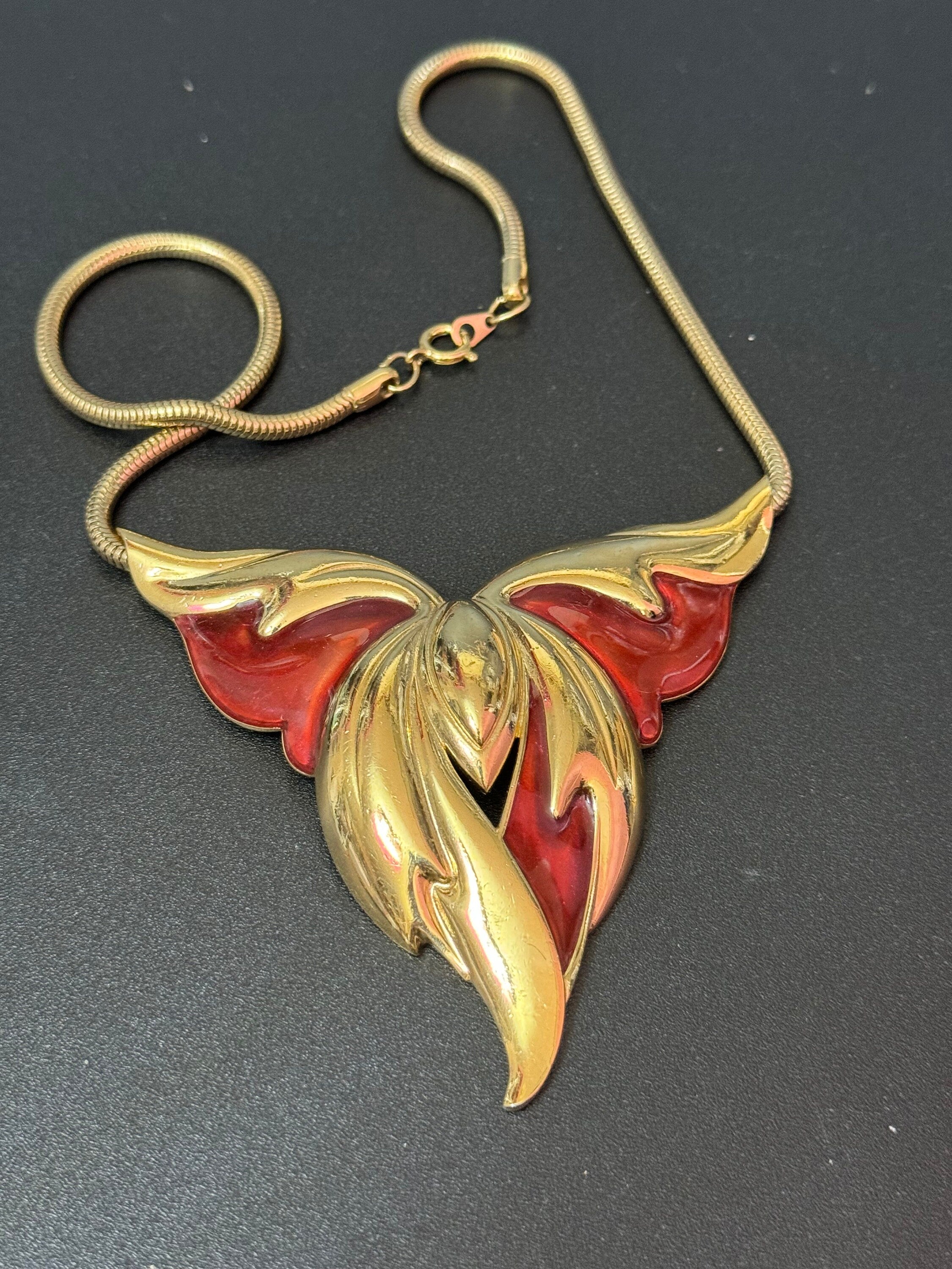 Signed BG Bergdorf Goodman Vintage Enamel Choker: Gold Tone Snake Chain