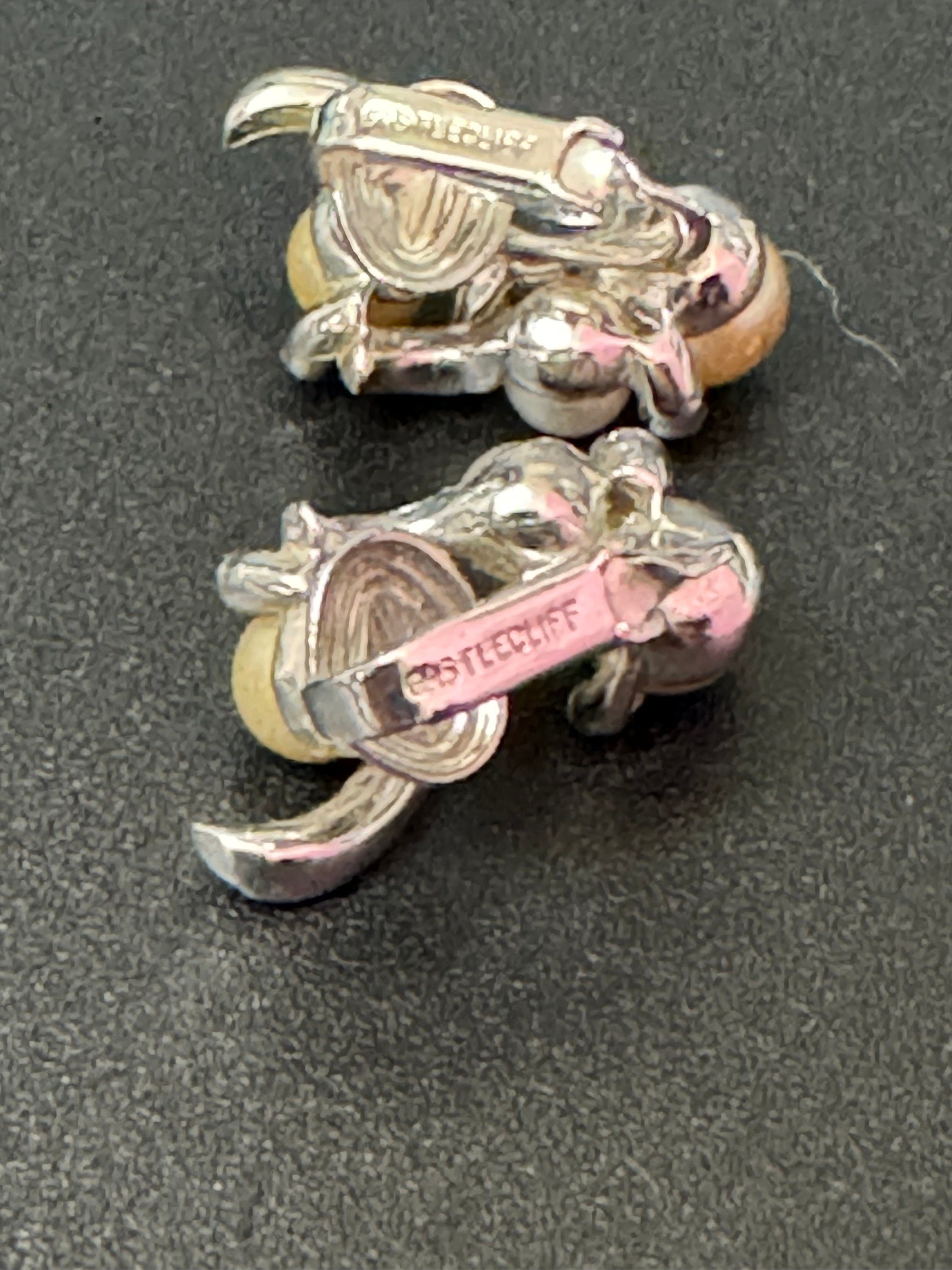 Signed castlecliff vintage Clip On Earrings cluster Diamanté paste Silver Tone white faux pearl