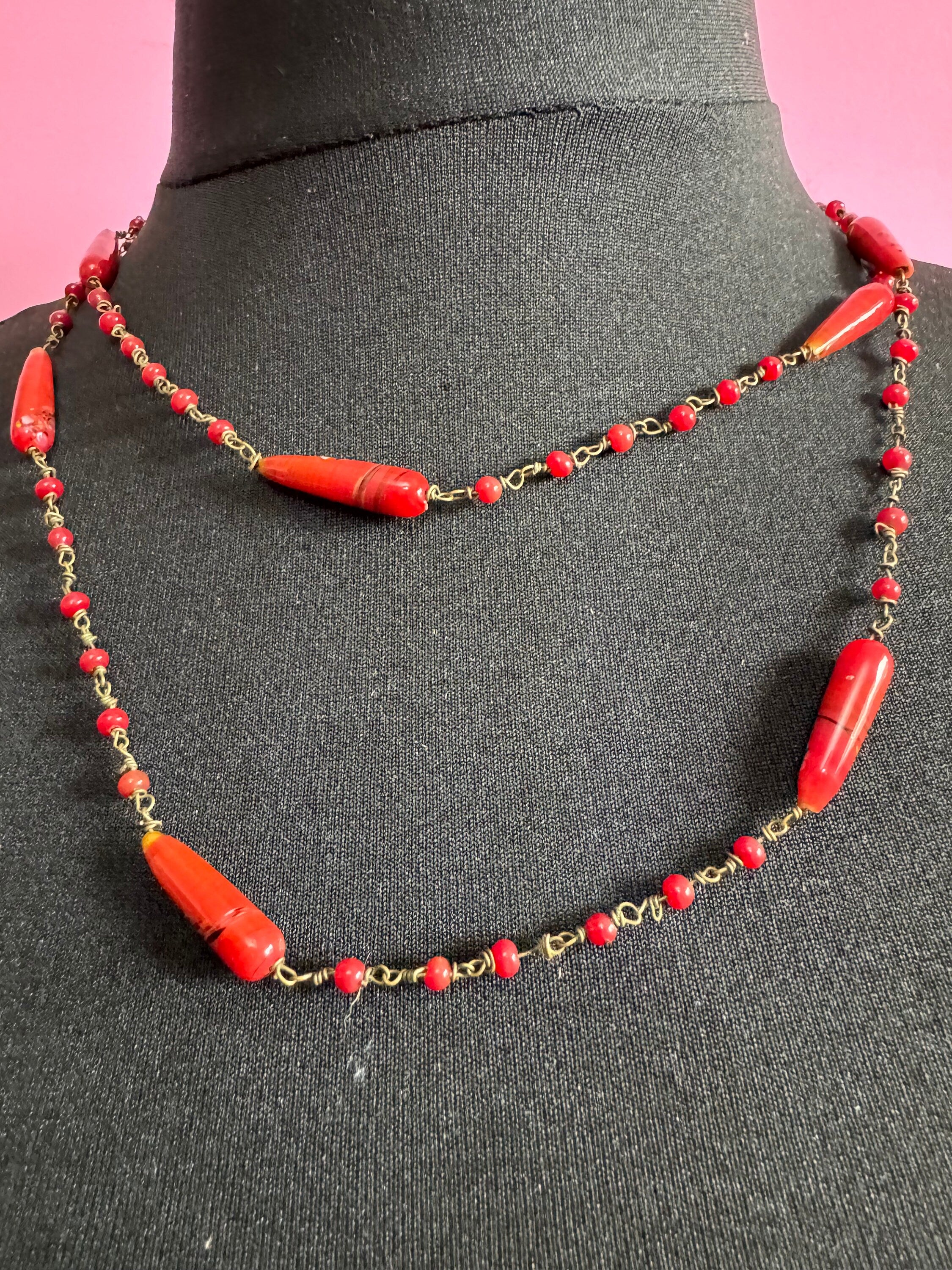 Vintage red glass ceramic beaded gilt metal chain link long end of day bead necklace 110cm