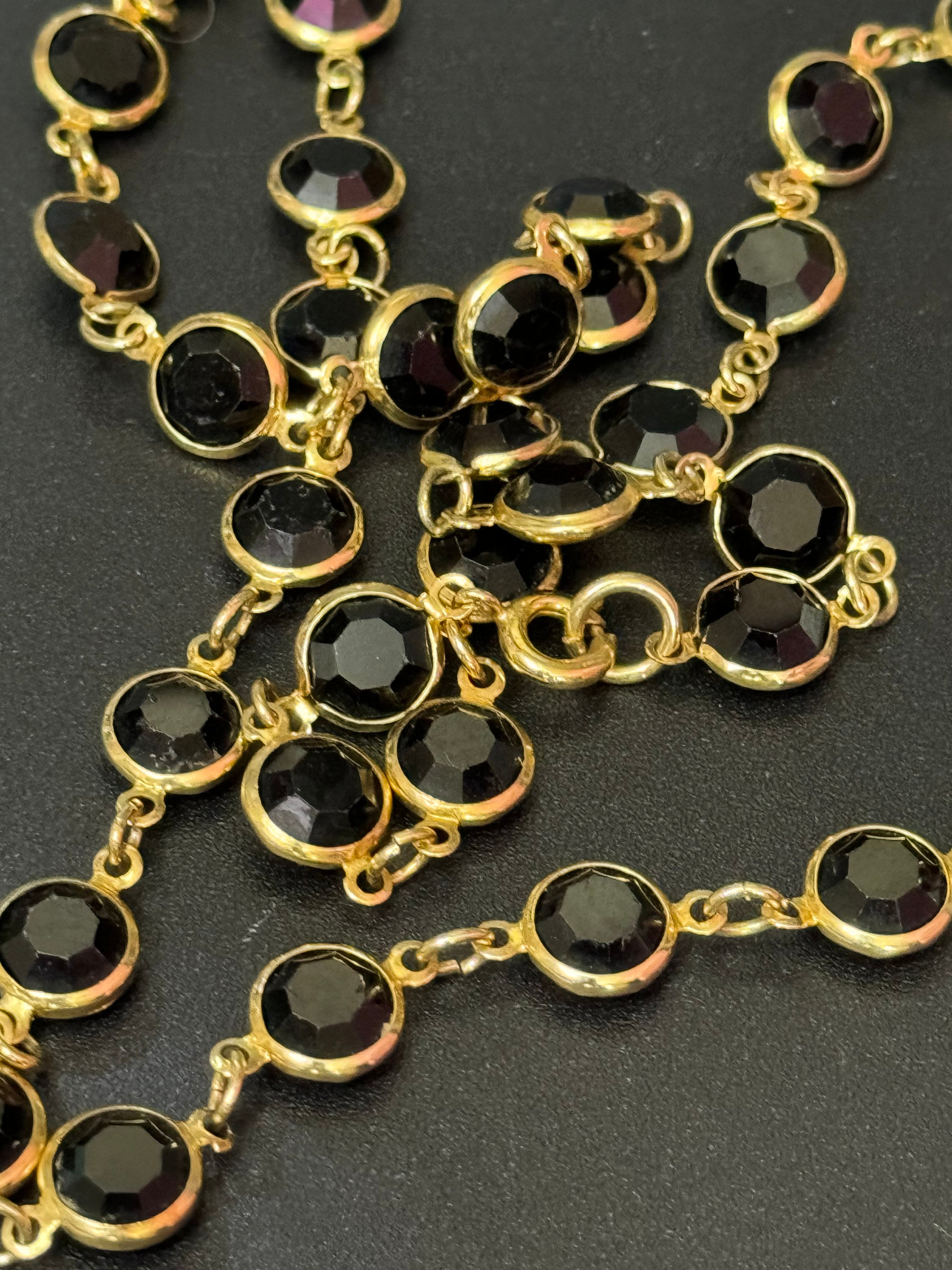 Retro Black Glass Crystal Rivière Necklace - Gold Tone Chain