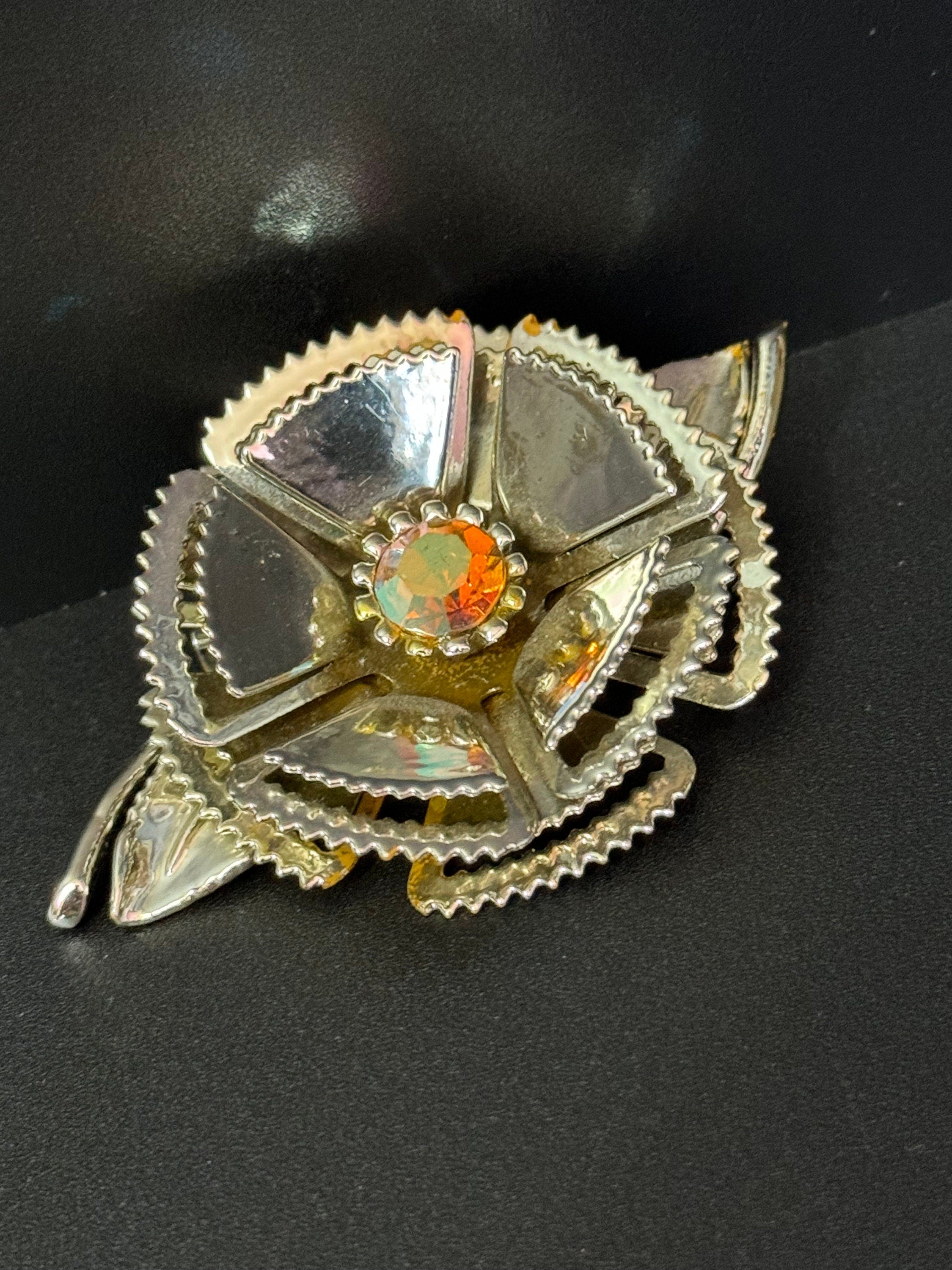 Oversized vintage XL Large Ornate silvered champagne light gold tone aurora borealis central diamanté Statement Brooch 8cm