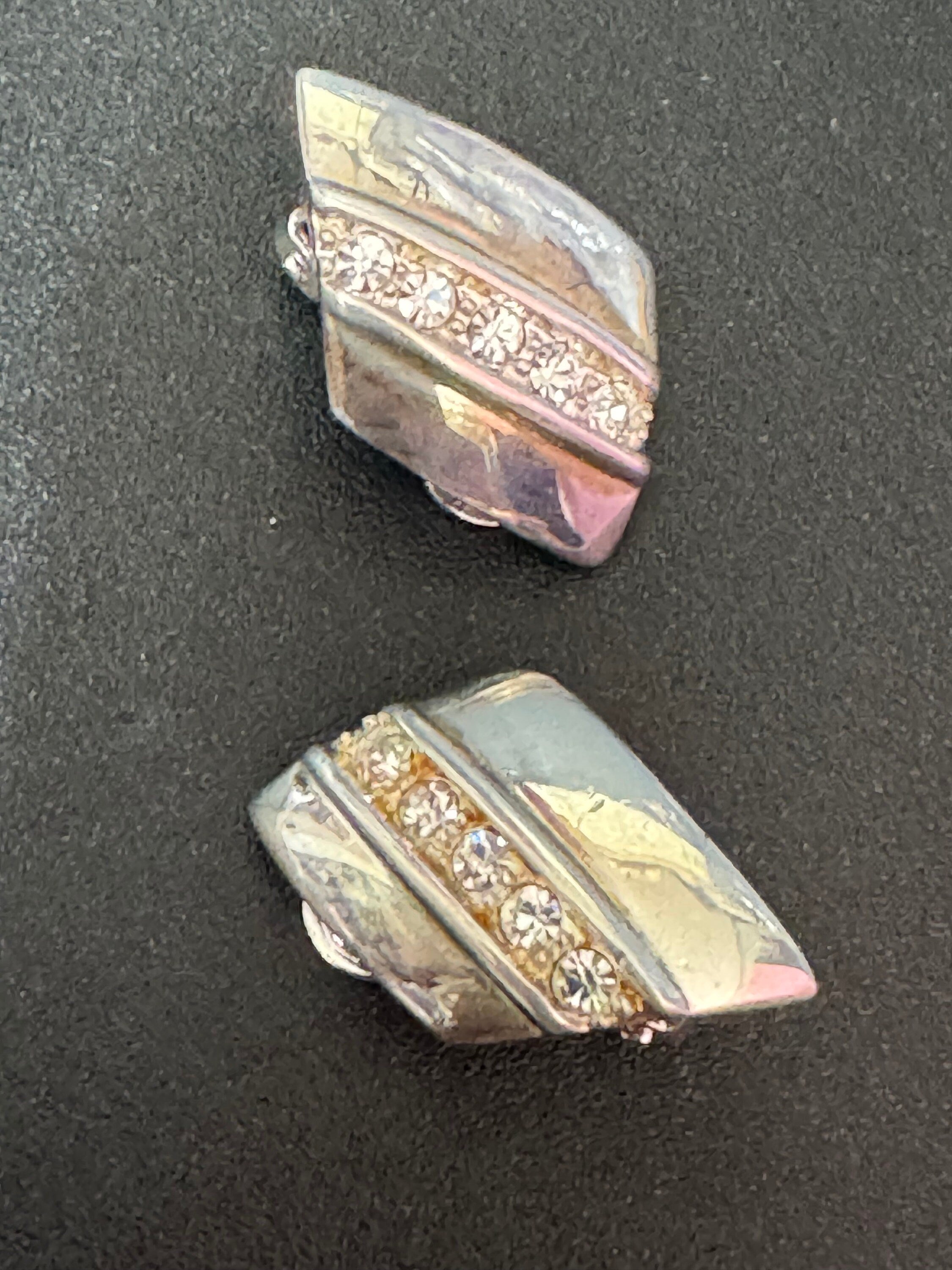 Small diamond shaped clear Diamanté Rhinestone Clip On stud Earrings