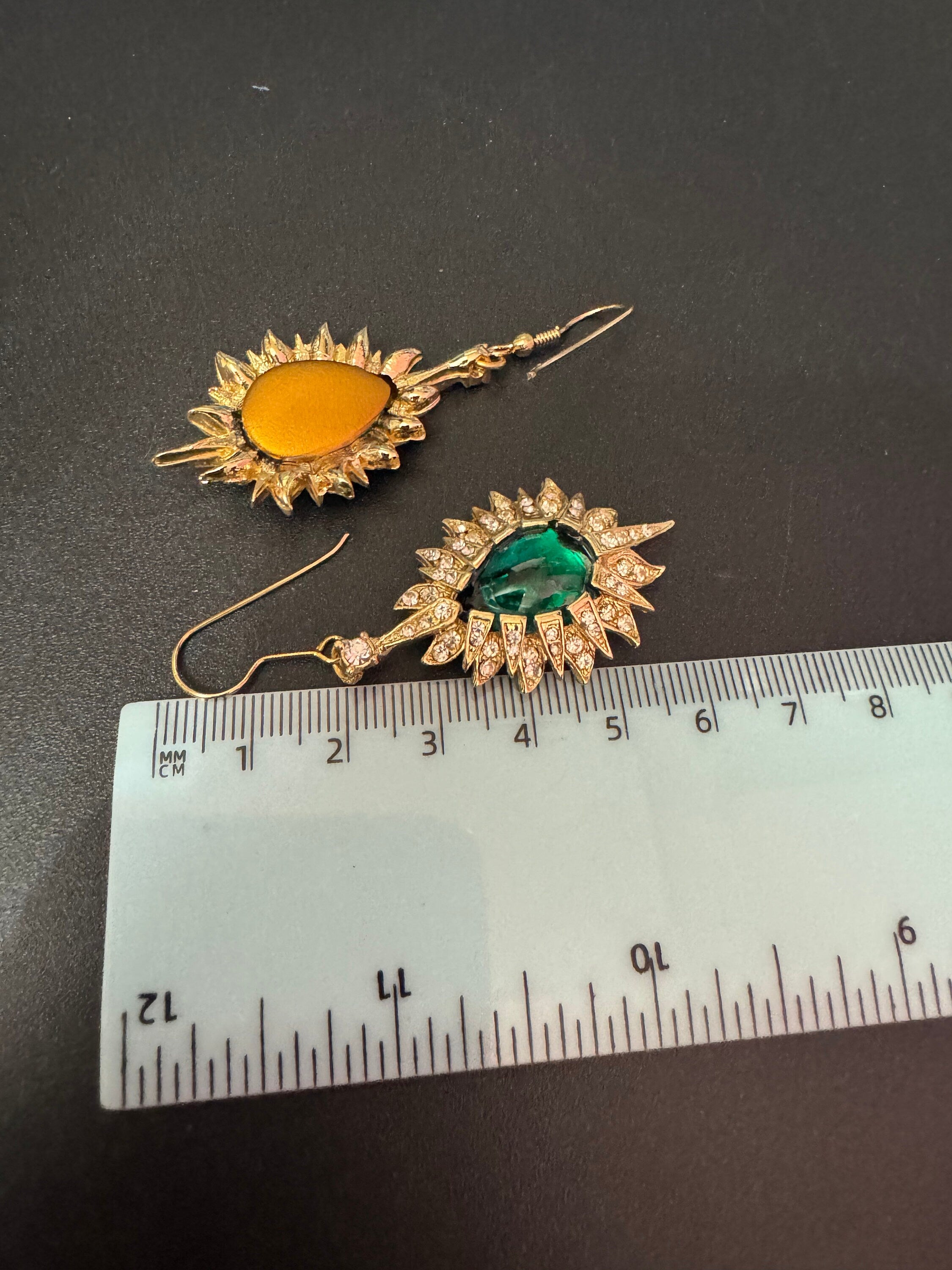 Vintage emerald green clear genuine Swarovski crystal gold tone faux acrylic pearl necklace and pierced drop earrings jewellery set