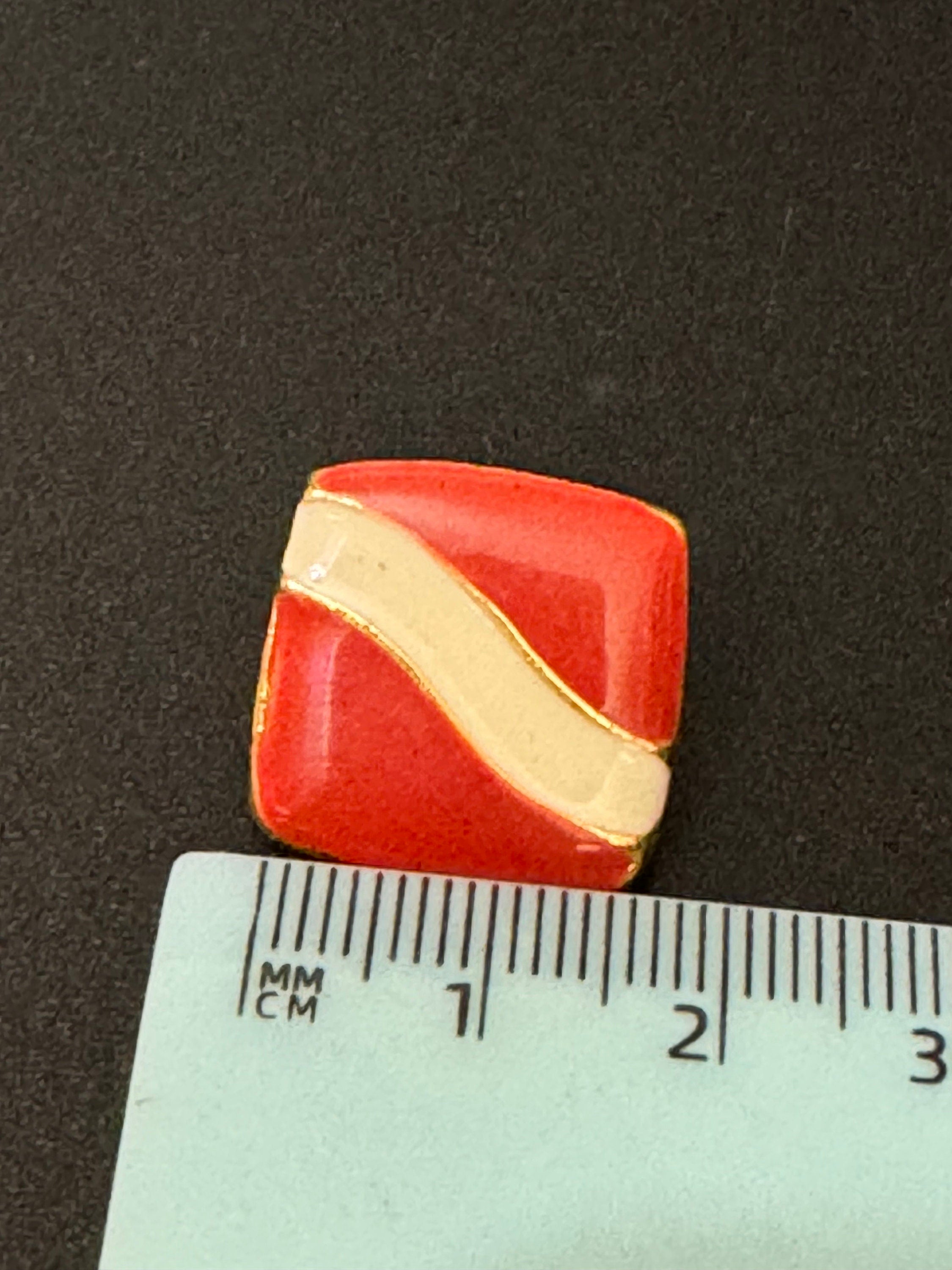 Vintage russet brown dark orange and cream enamel gold tone square  stud earrings for pierced ears