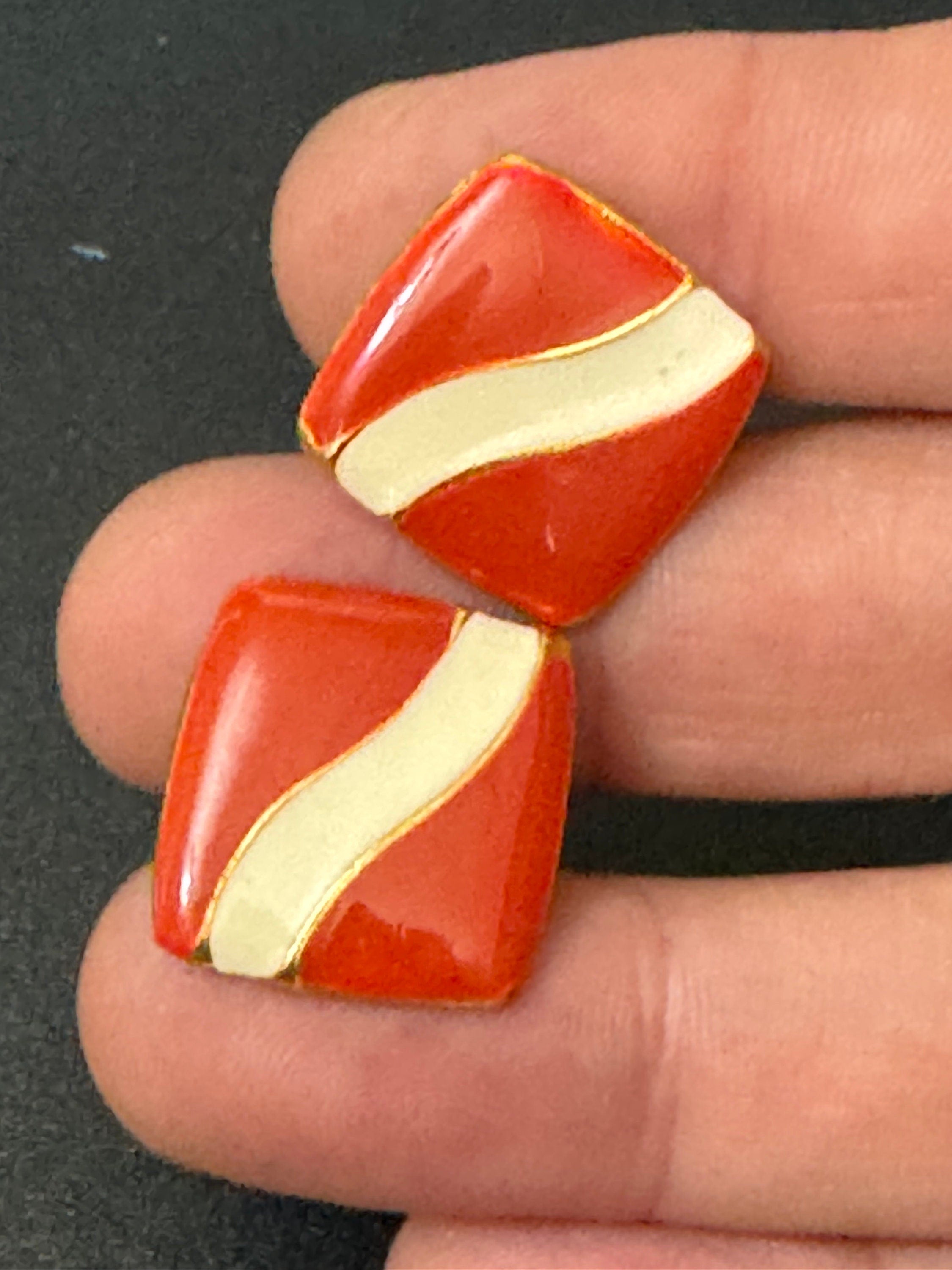 Vintage russet brown dark orange and cream enamel gold tone square  stud earrings for pierced ears