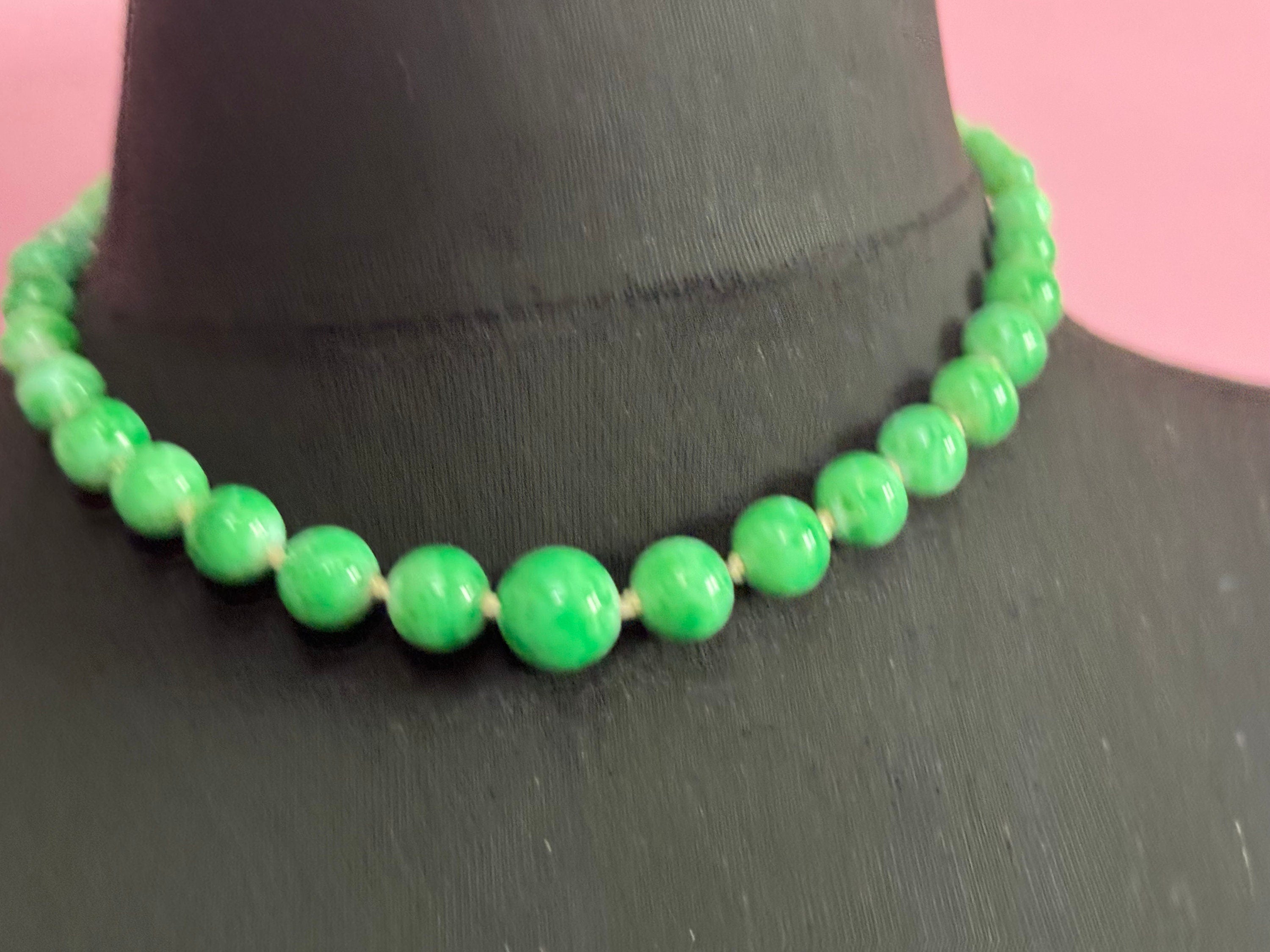 Art Deco czech gold tone metal necklace with green peking glass or ceramic stones