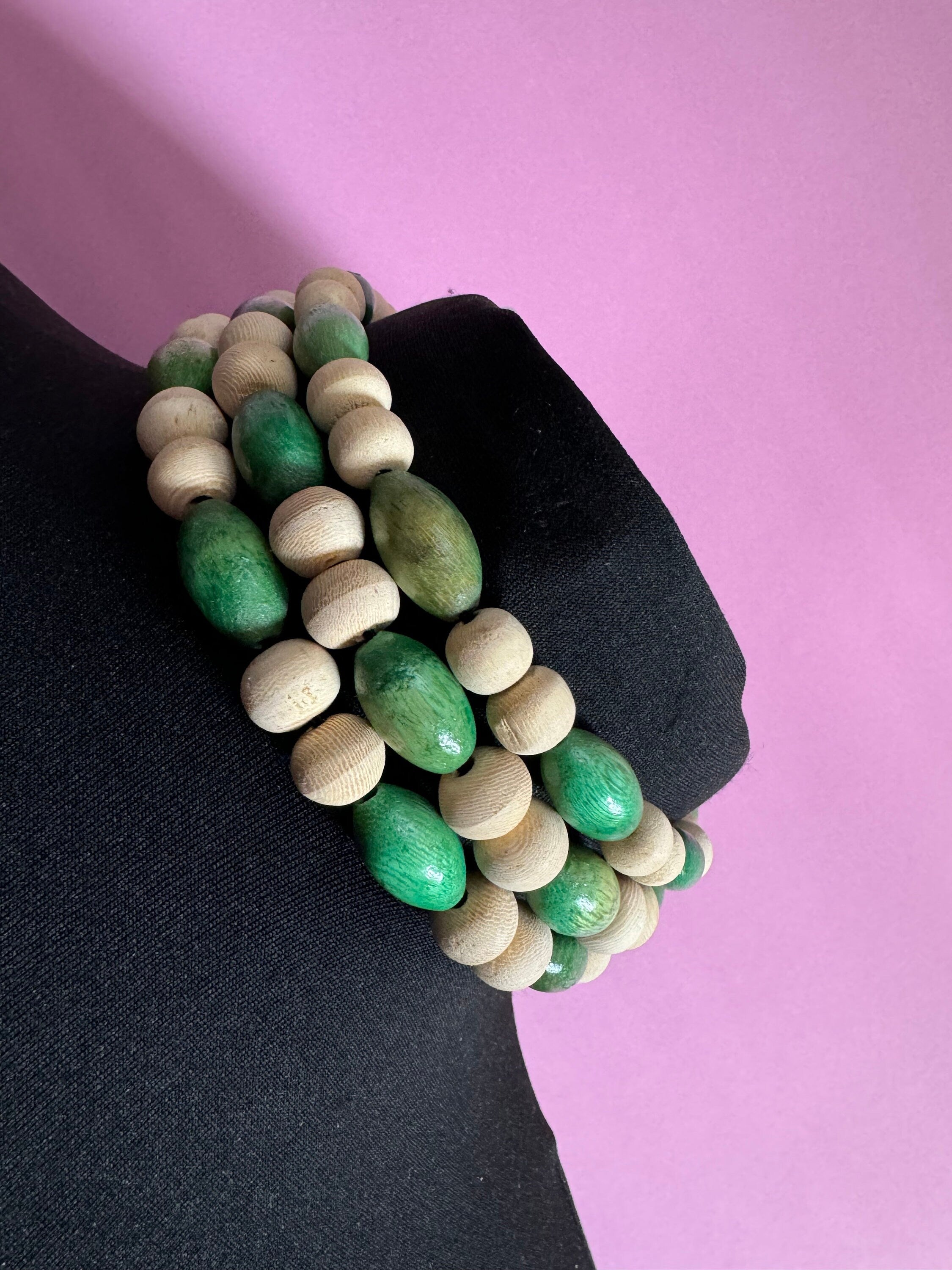Retro green and beige brown wooden natural beaded stretch choker necklace boho festival jewellery range