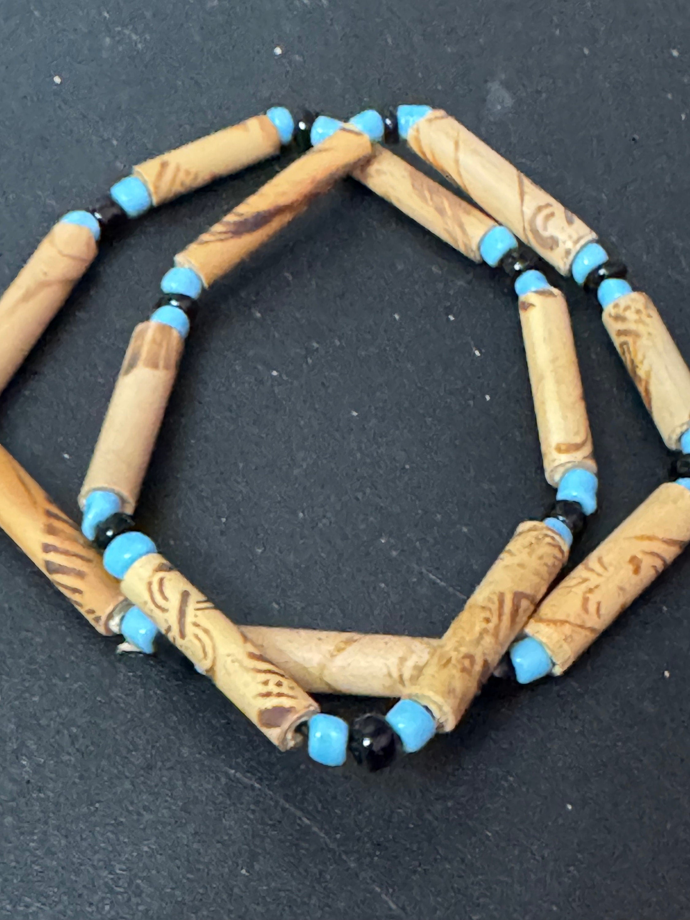 Retro turquoise blue and black wooden natural  beaded elasticated choker necklace boho beach festival jewellery range