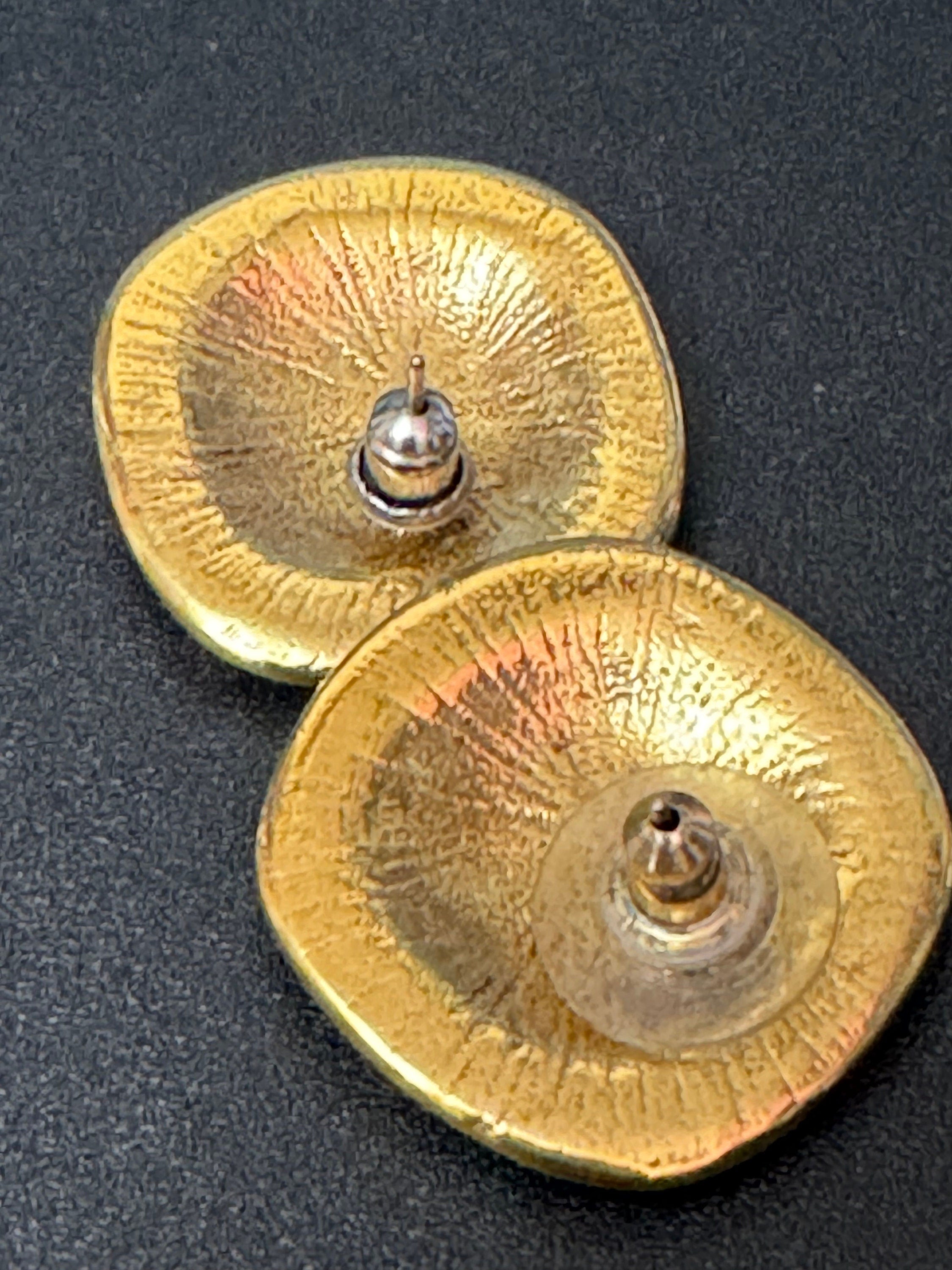 Retro Gold tone square brown enamel stud earrings pierced ears