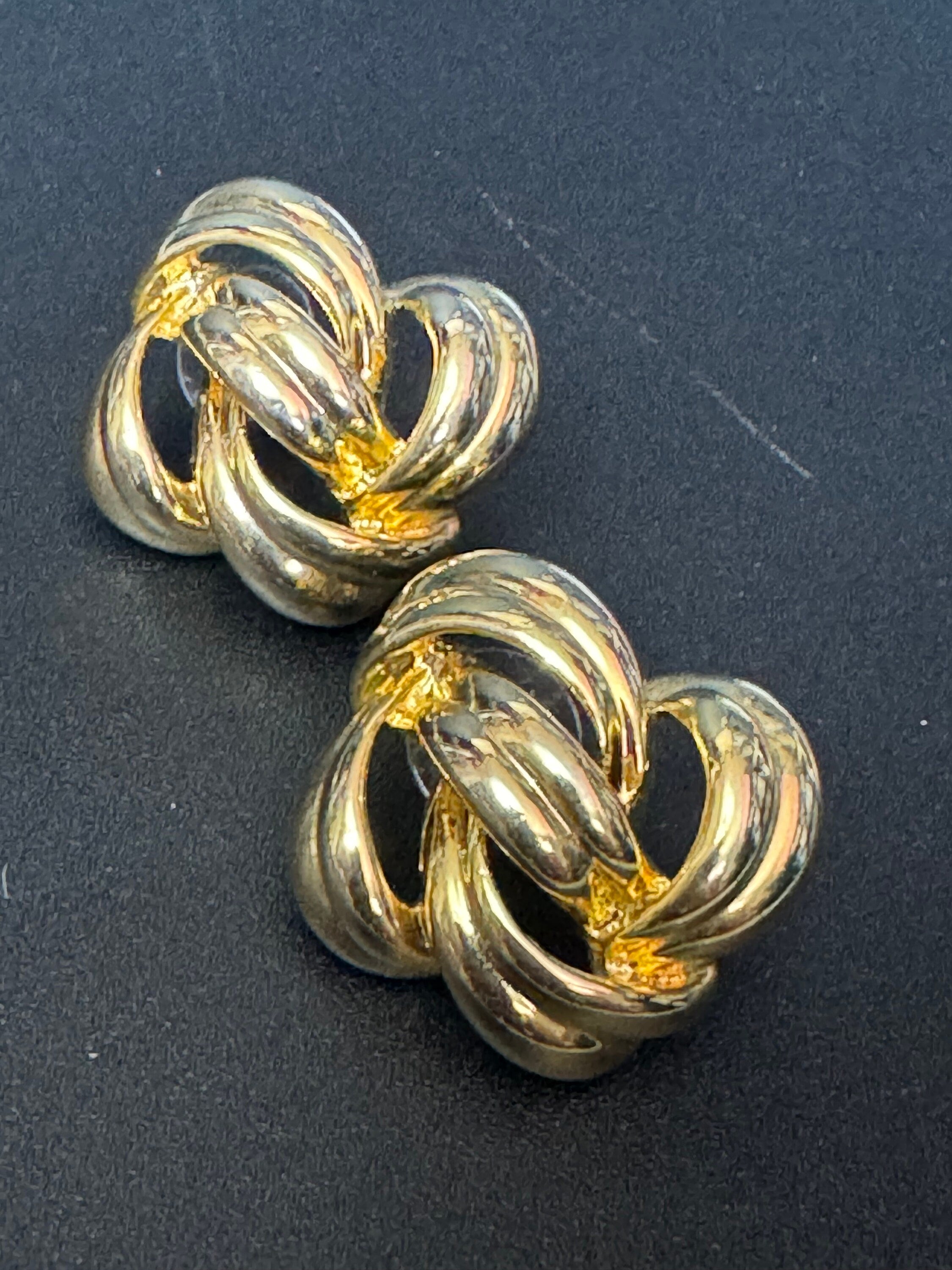 Vintage Retro 1980s oversized gold tone high end pierced large stud Earrings