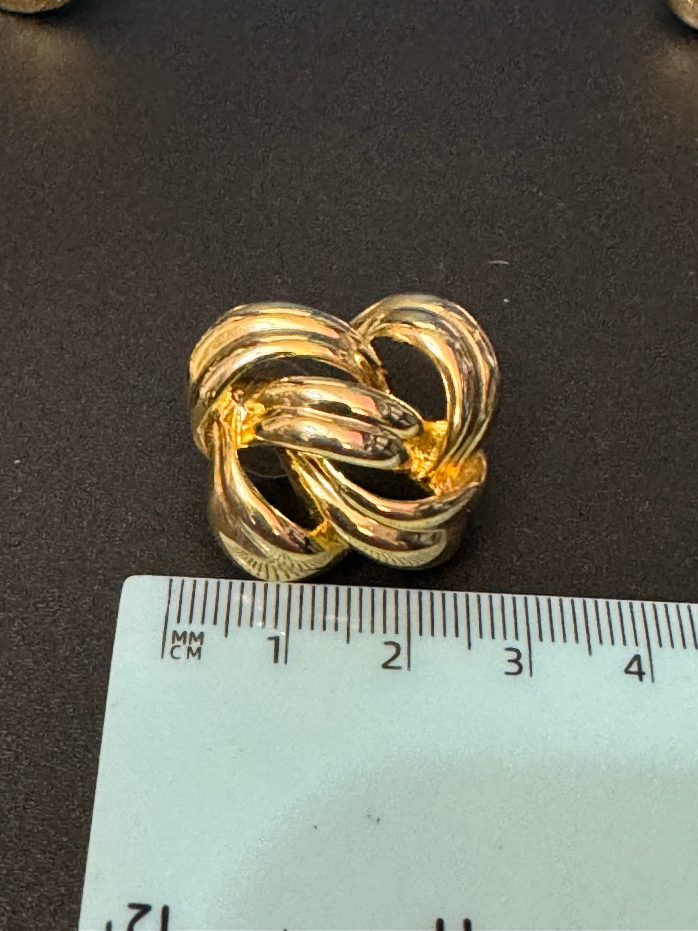 Vintage Retro 1980s oversized gold tone high end pierced large stud Earrings