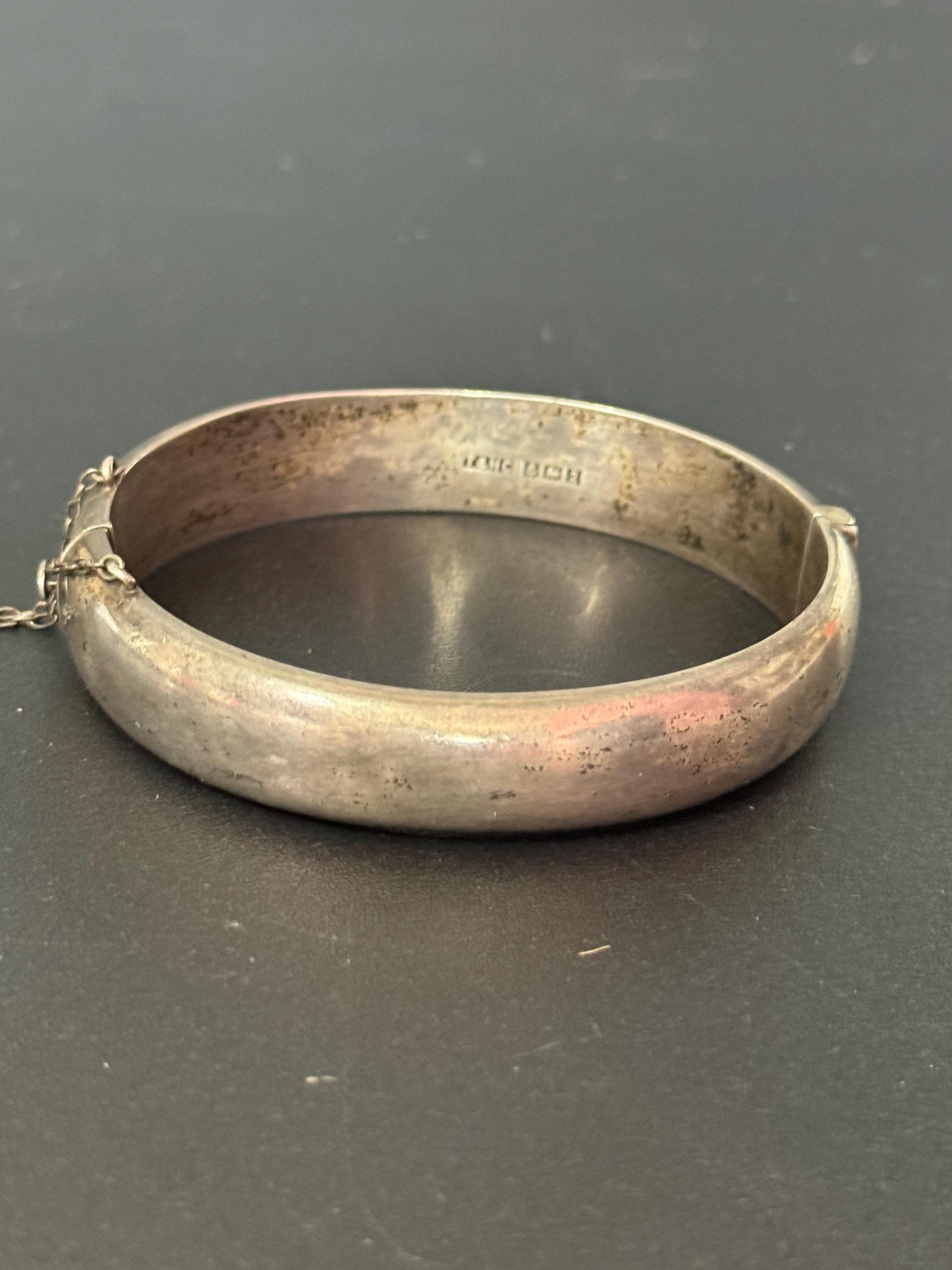 clamper bangle 1960s T&HC Birmingham hallmarked Sterling silver Etched floral 12mm wide 20 grams