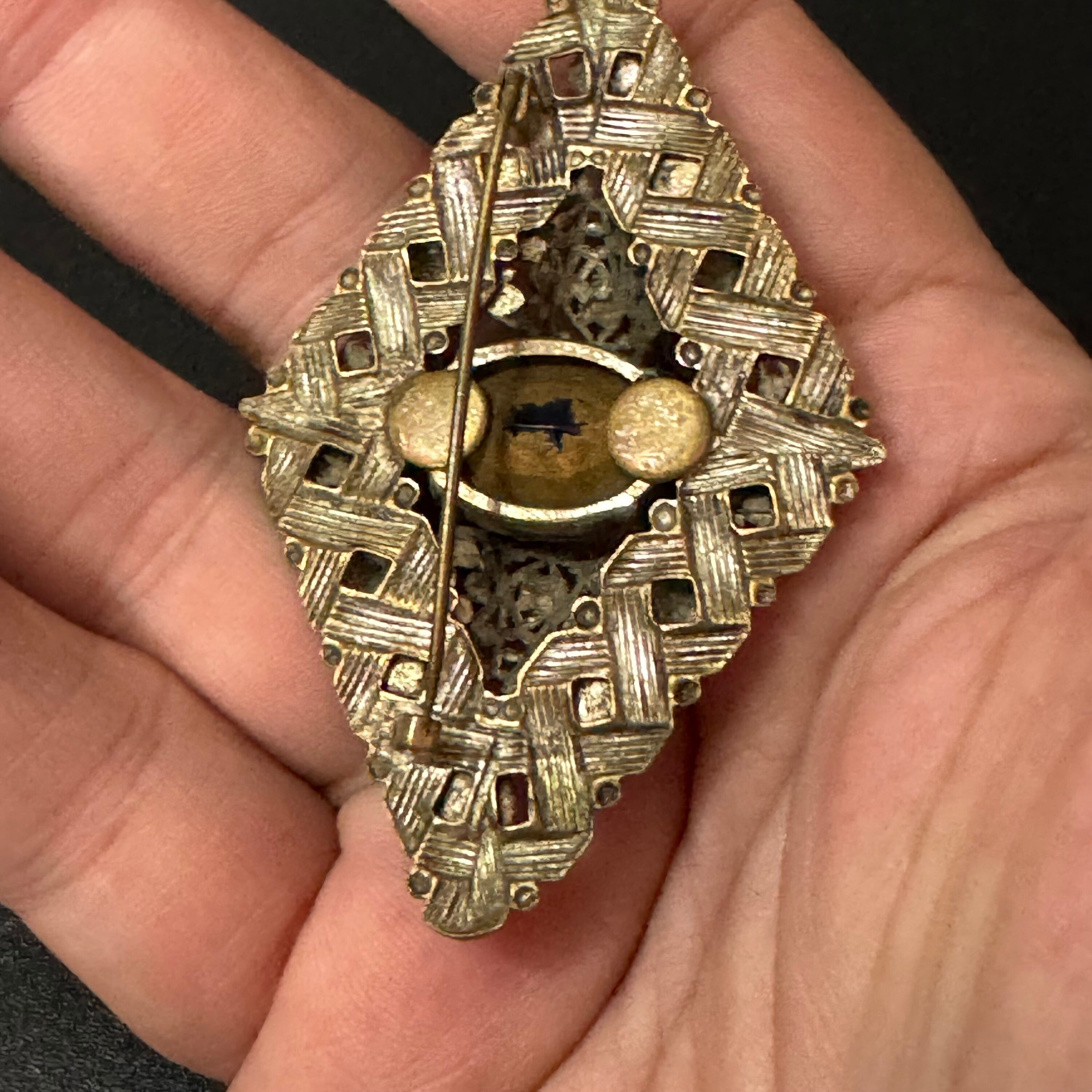 Vintage Czech Art Deco Brooch: Stamped Brass, Blue Glass Diamanté