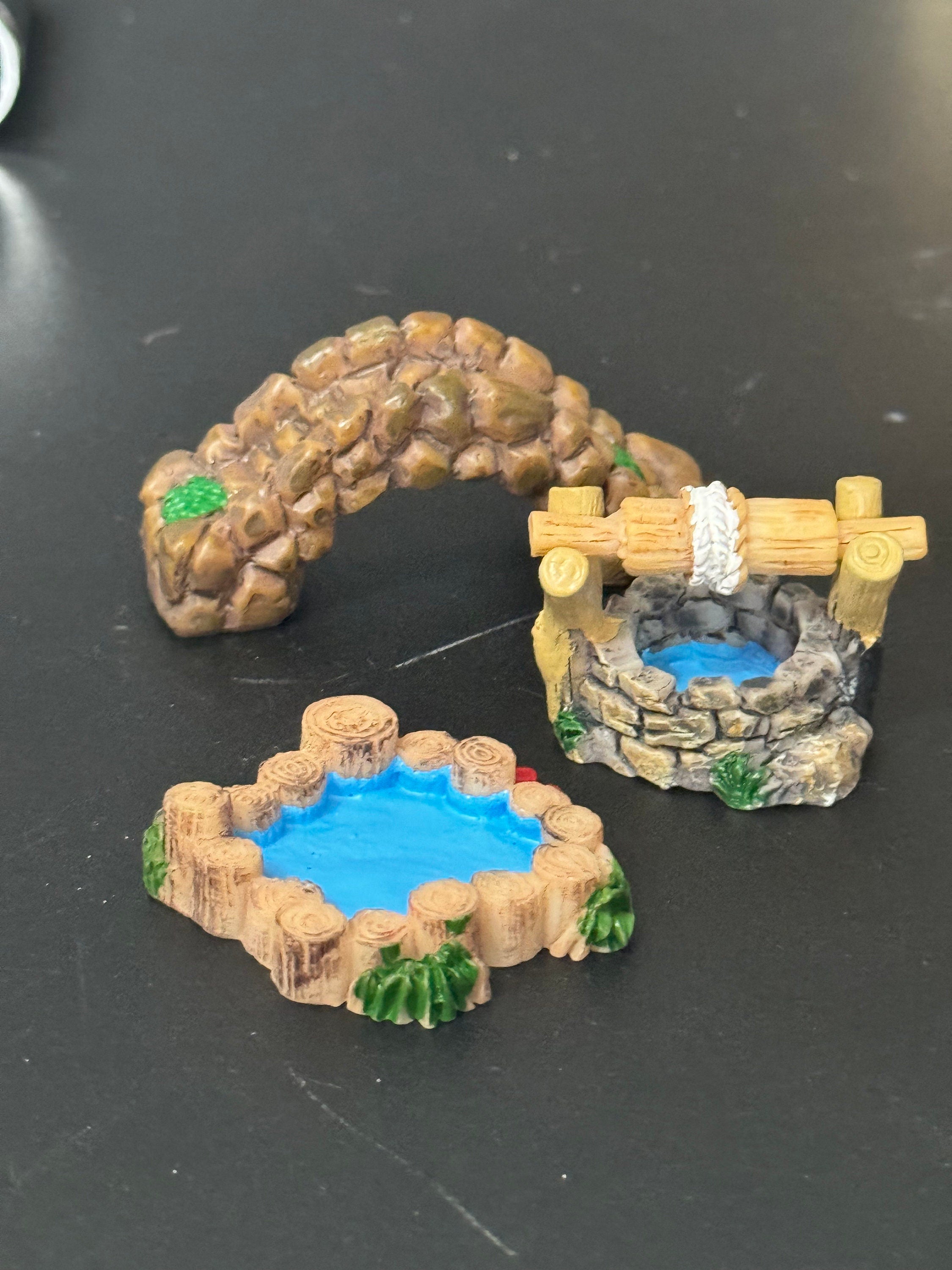 Miniature Resin brown woodland pond wishing pool cake topper scenery dolls house decoration fairy garden