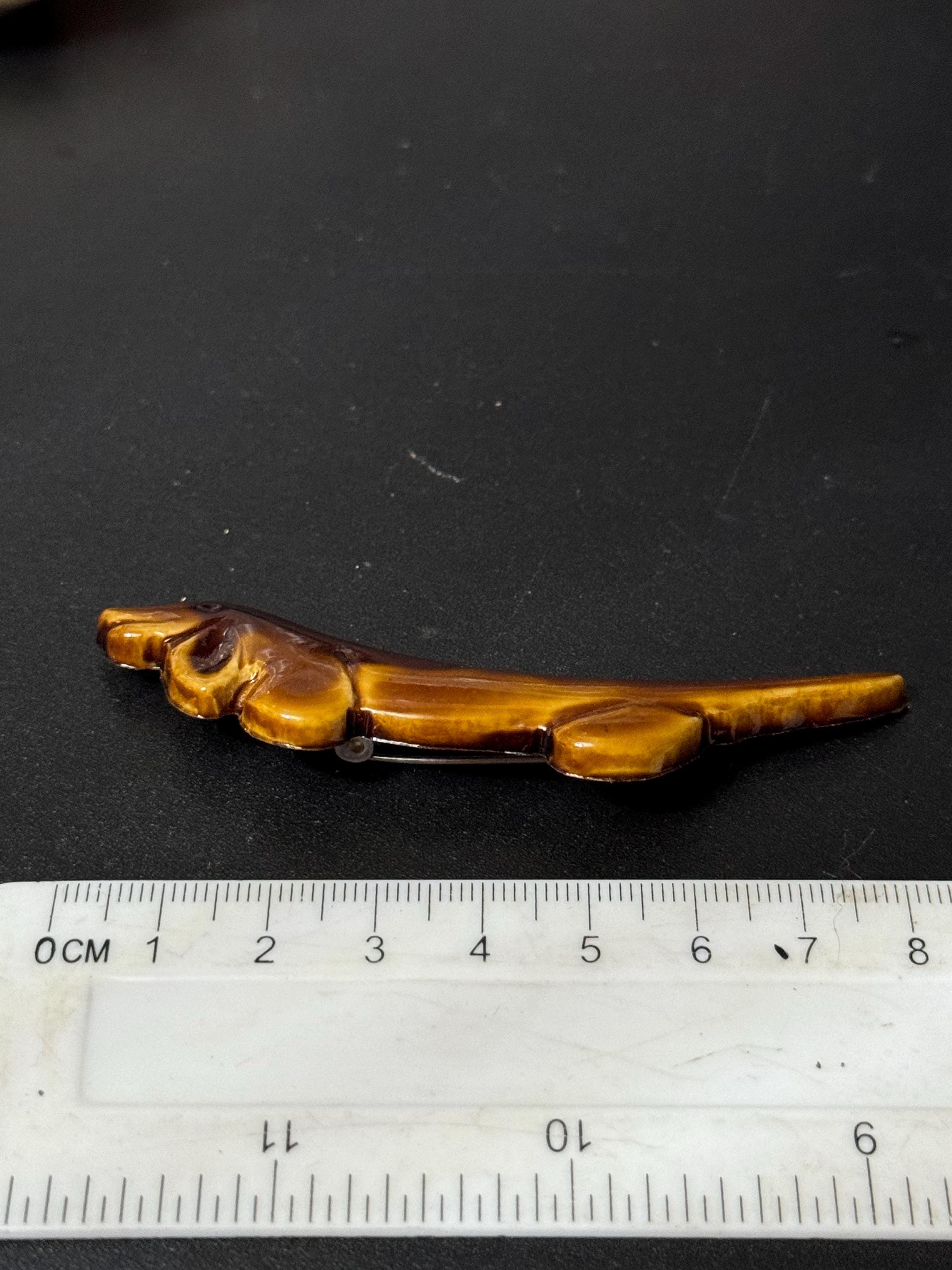 sausage dog Dachshund brooch,  True vintage French early plastic