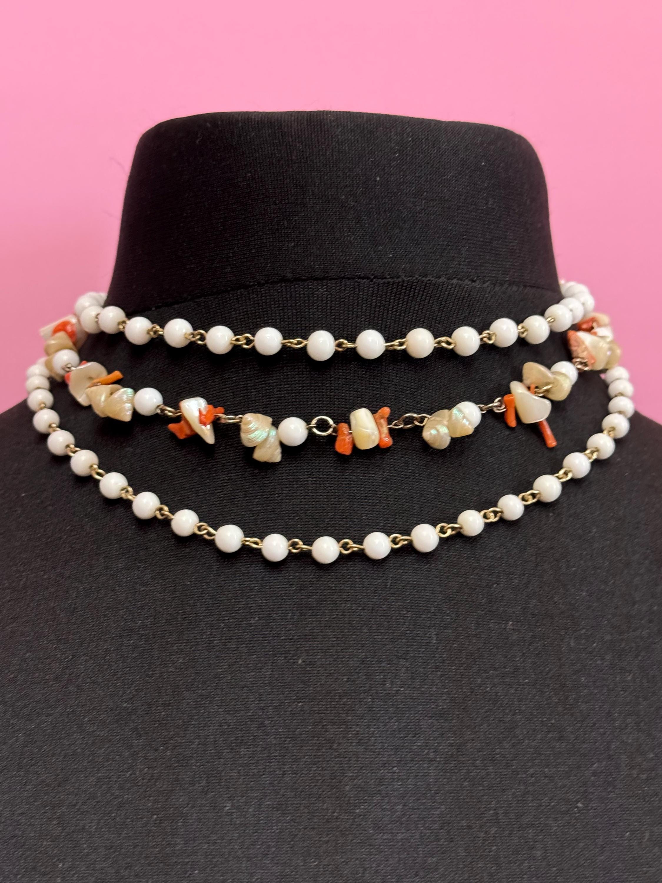 Signed ART Arthur Pepper Vintage white glass bead natural coral and shell seashell beaded necklace to 41cm