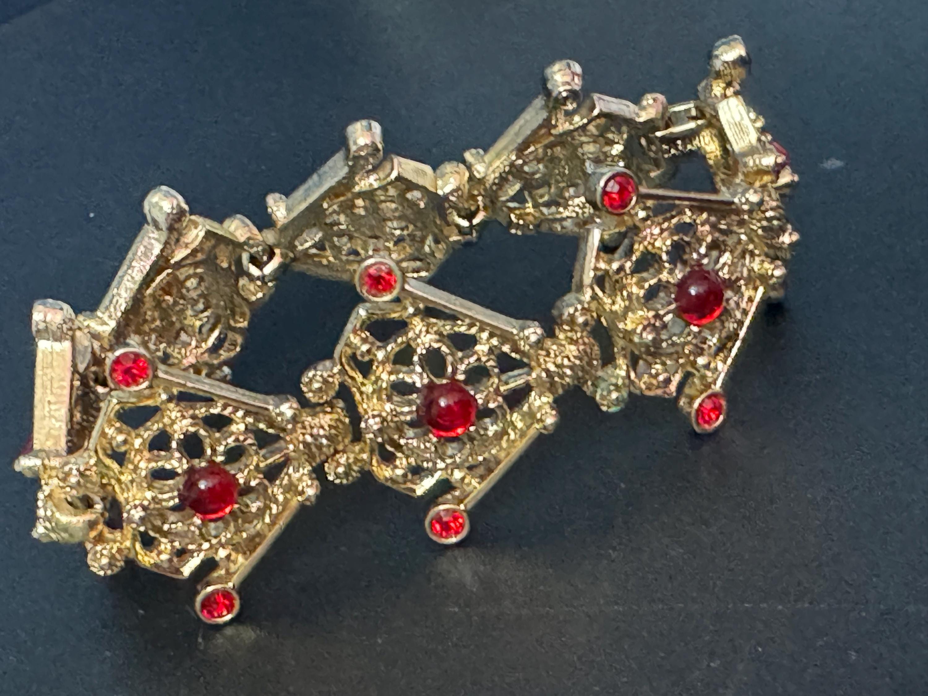 Signed Sarah Coventry Vintage ruby red diamanté wide gold tone panel link bracelet 19cm