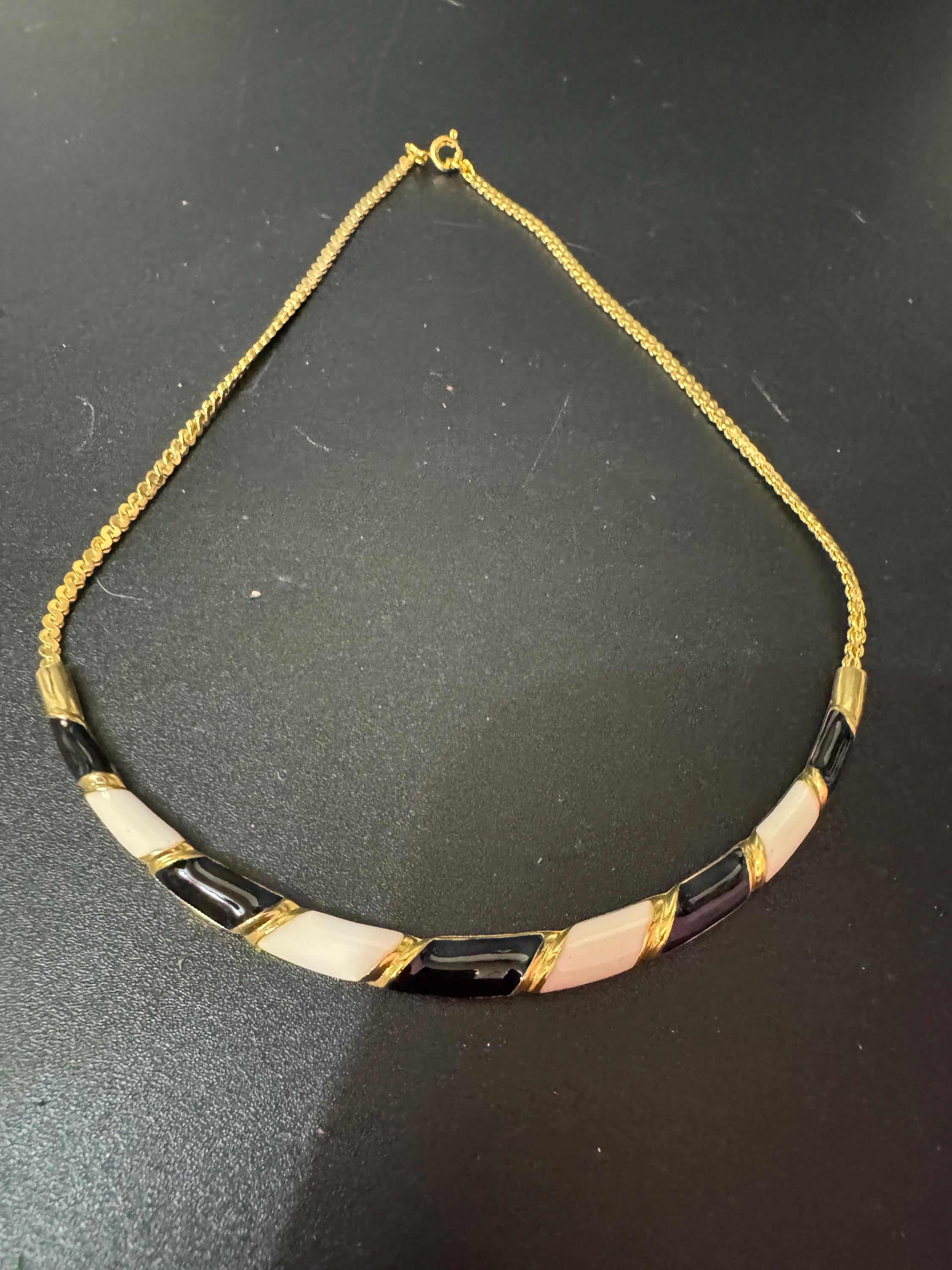 40cm 15.5 inch Petite slim neck Vintage gold tone black and cream enamel choker necklace serpentine chain