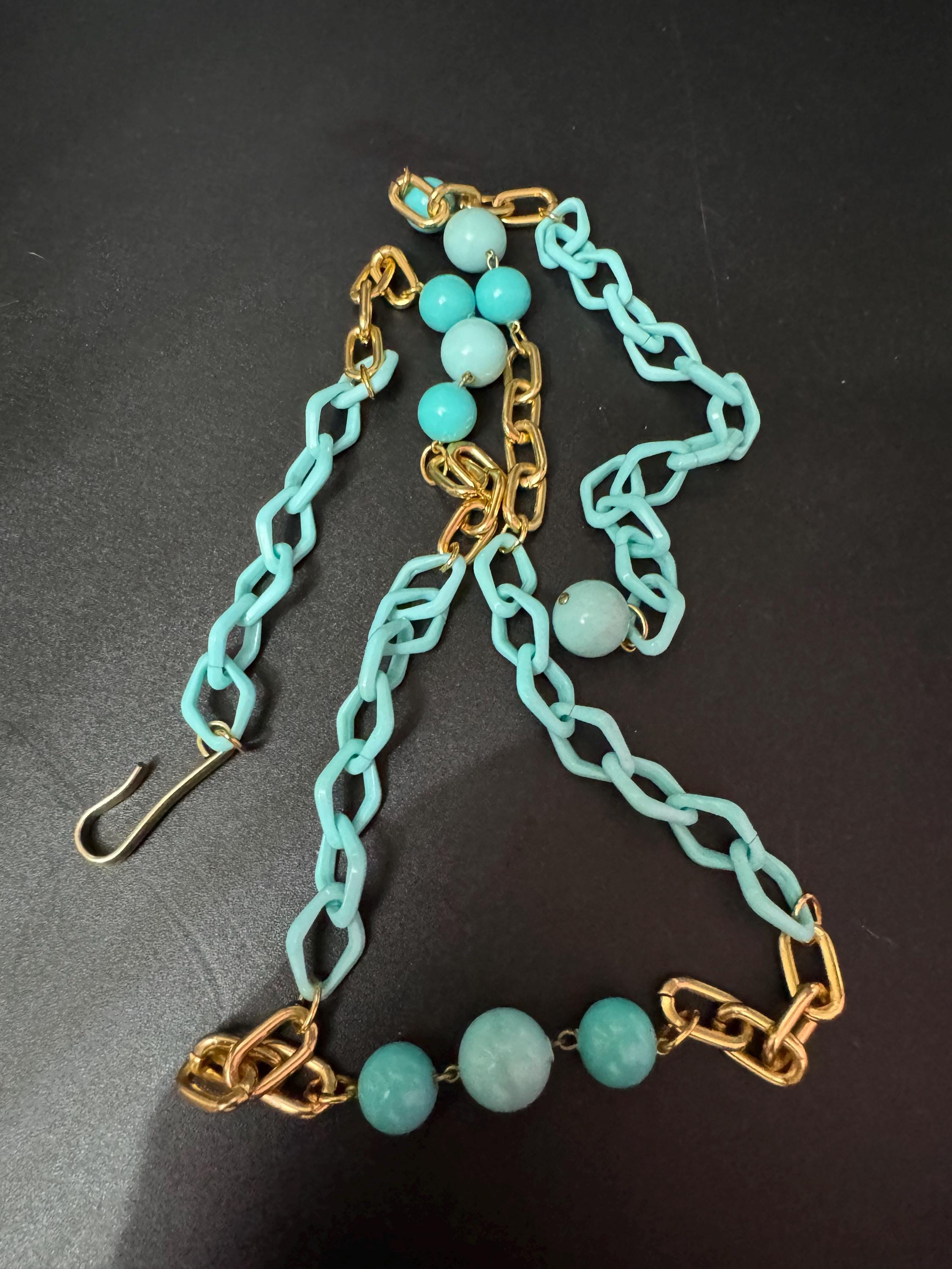 Size to 94cmVintage 1960s 1970s Kitsch turquoise Plastic beaded Adjustable chain Link Ladies Belt mid century