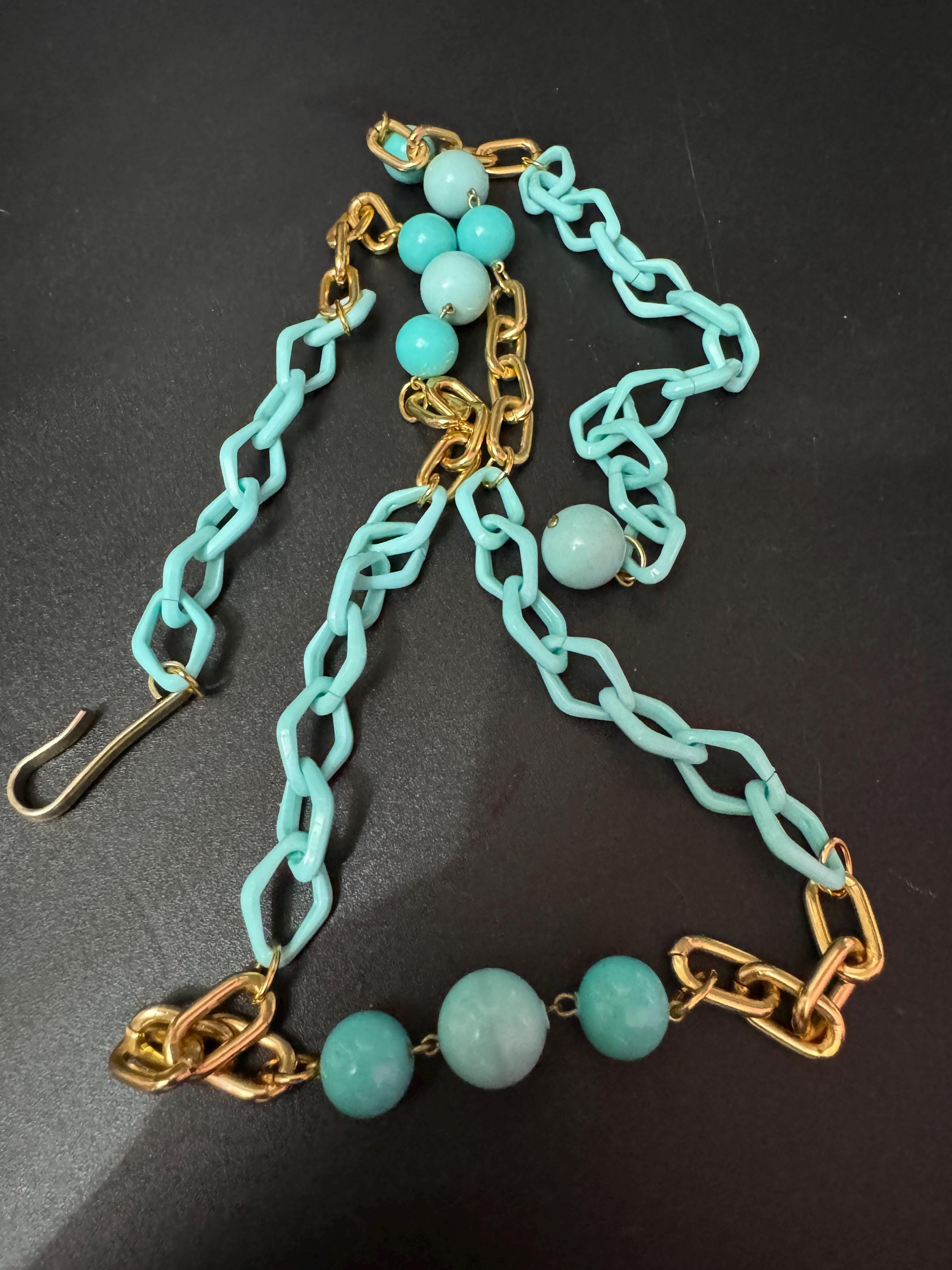 Size to 94cmVintage 1960s 1970s Kitsch turquoise Plastic beaded Adjustable chain Link Ladies Belt mid century