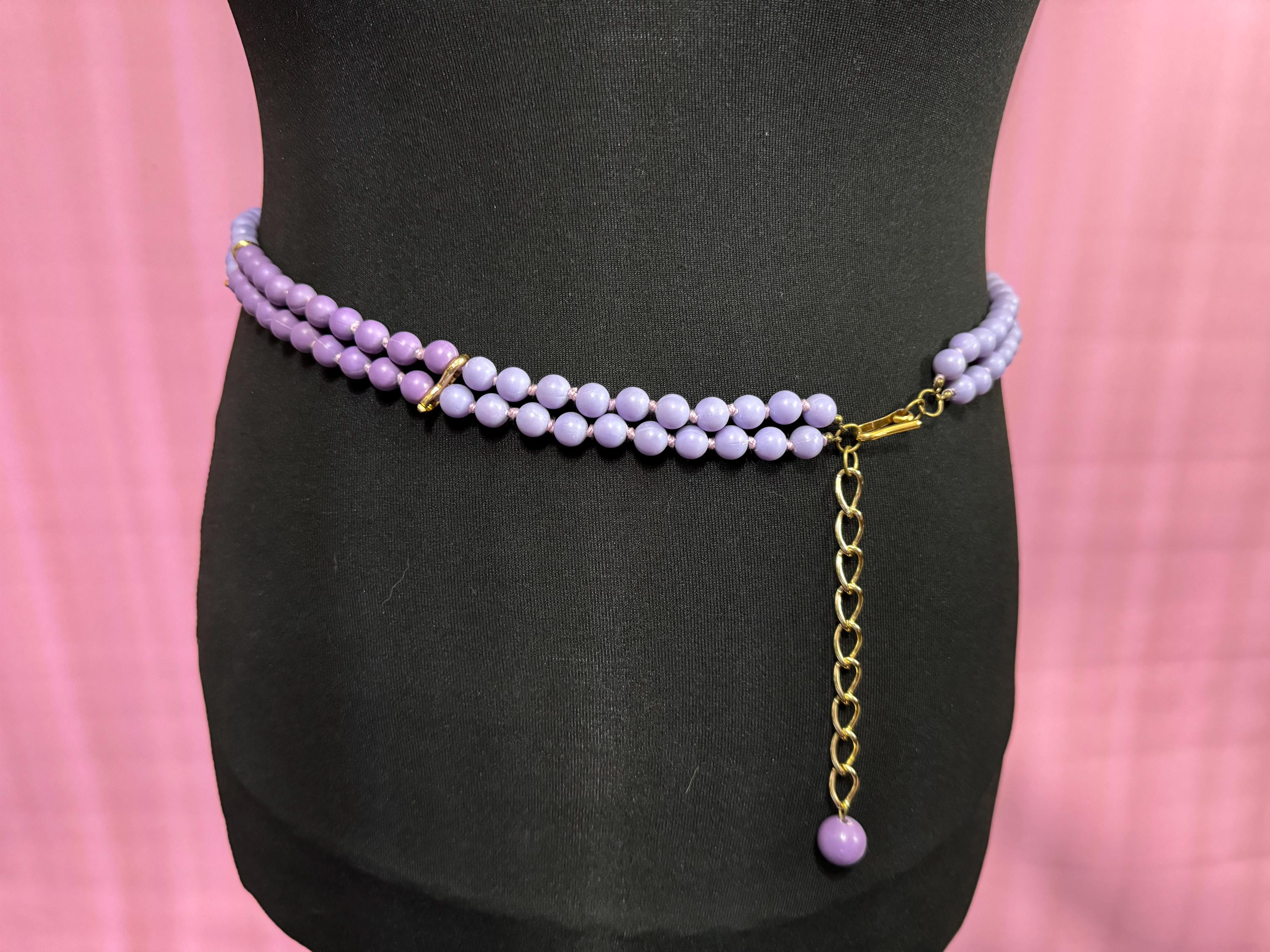 Size to 94cm Vintage 1960s 1970s purple Plastic beaded Adjustable chain Link Ladies Belt mid century