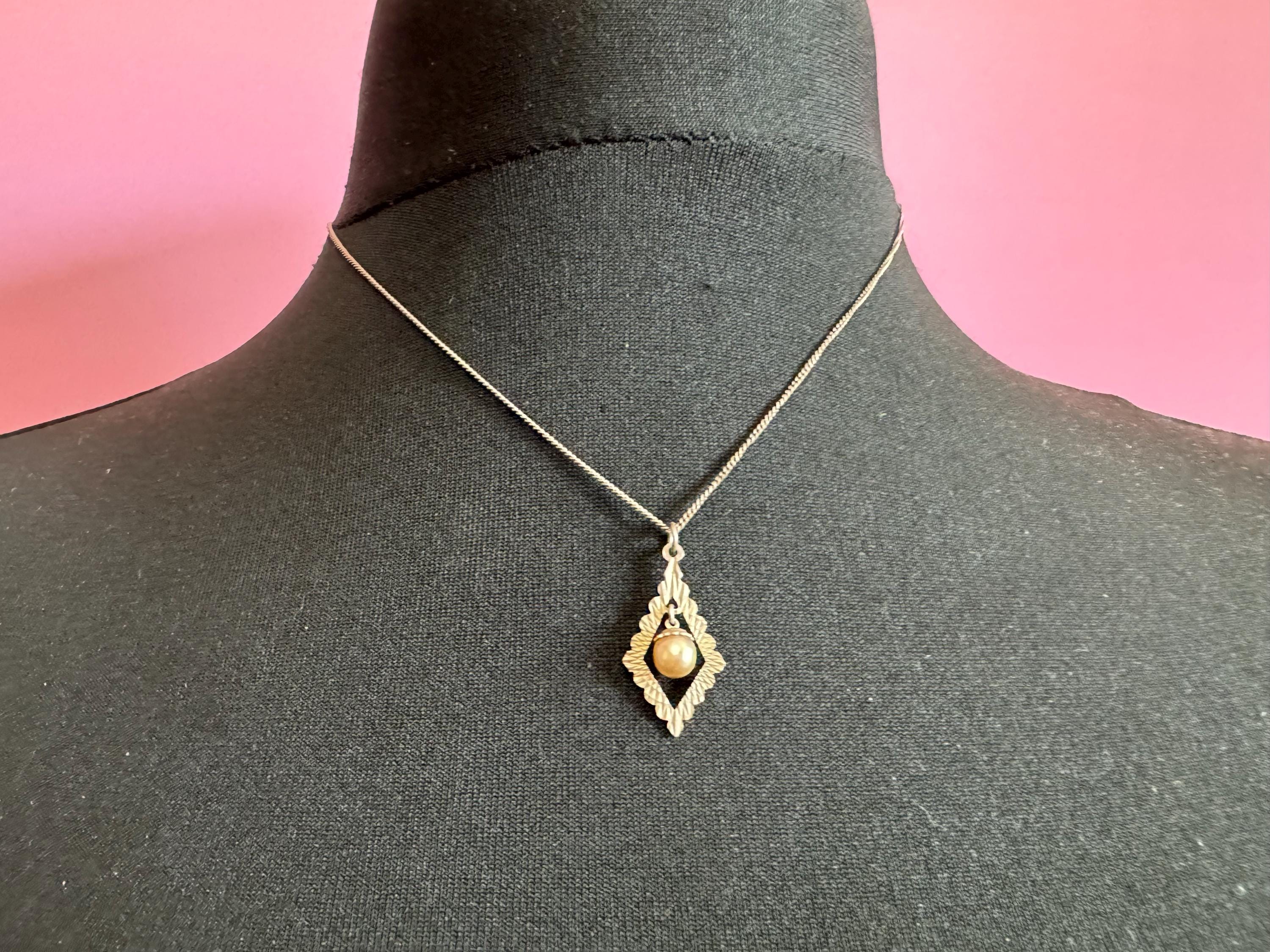 Dainty 925 sterling silver abstract bark ball pendant brutalist modernist chain necklace 44cm 3 grams 925