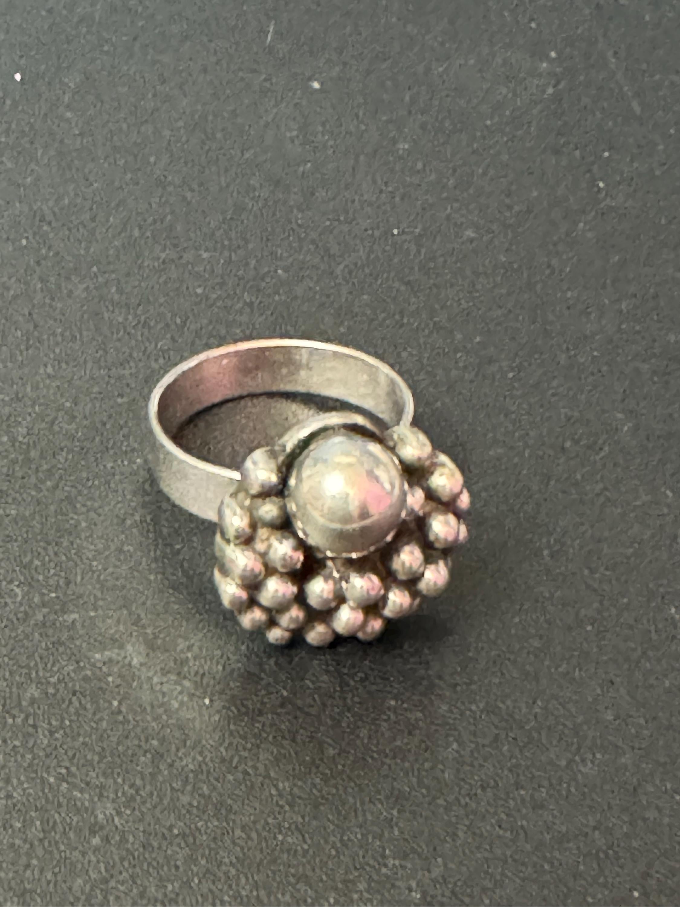 Vintage 835 continental silver modernist brutalist ball ring 10.5 grams grams size O / P