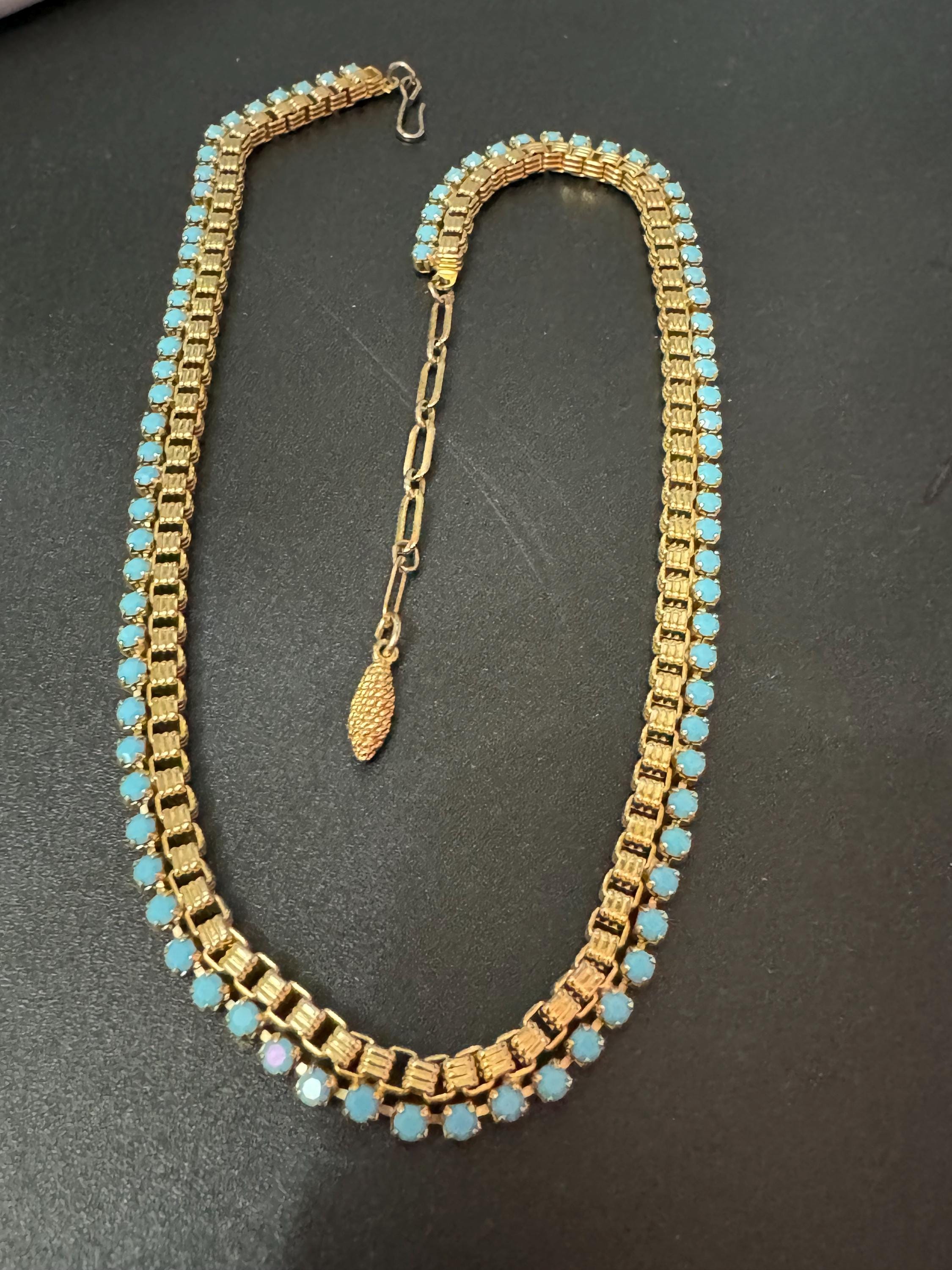 Wide mesh woven choker necklace with turquoise paste stones 1960s gold tone