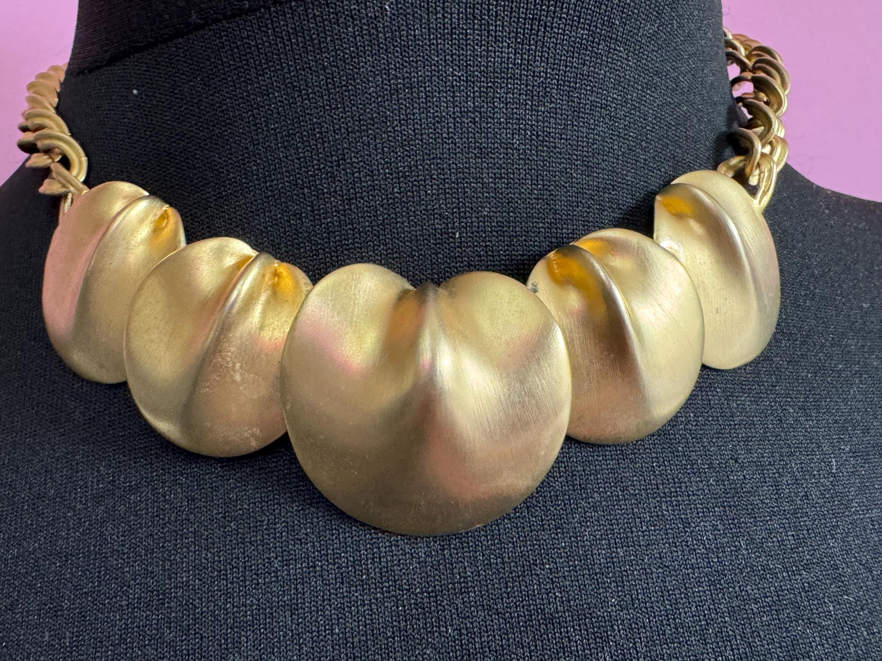 Retro Matt yellow gold tone chunky chain collar necklace 44cm