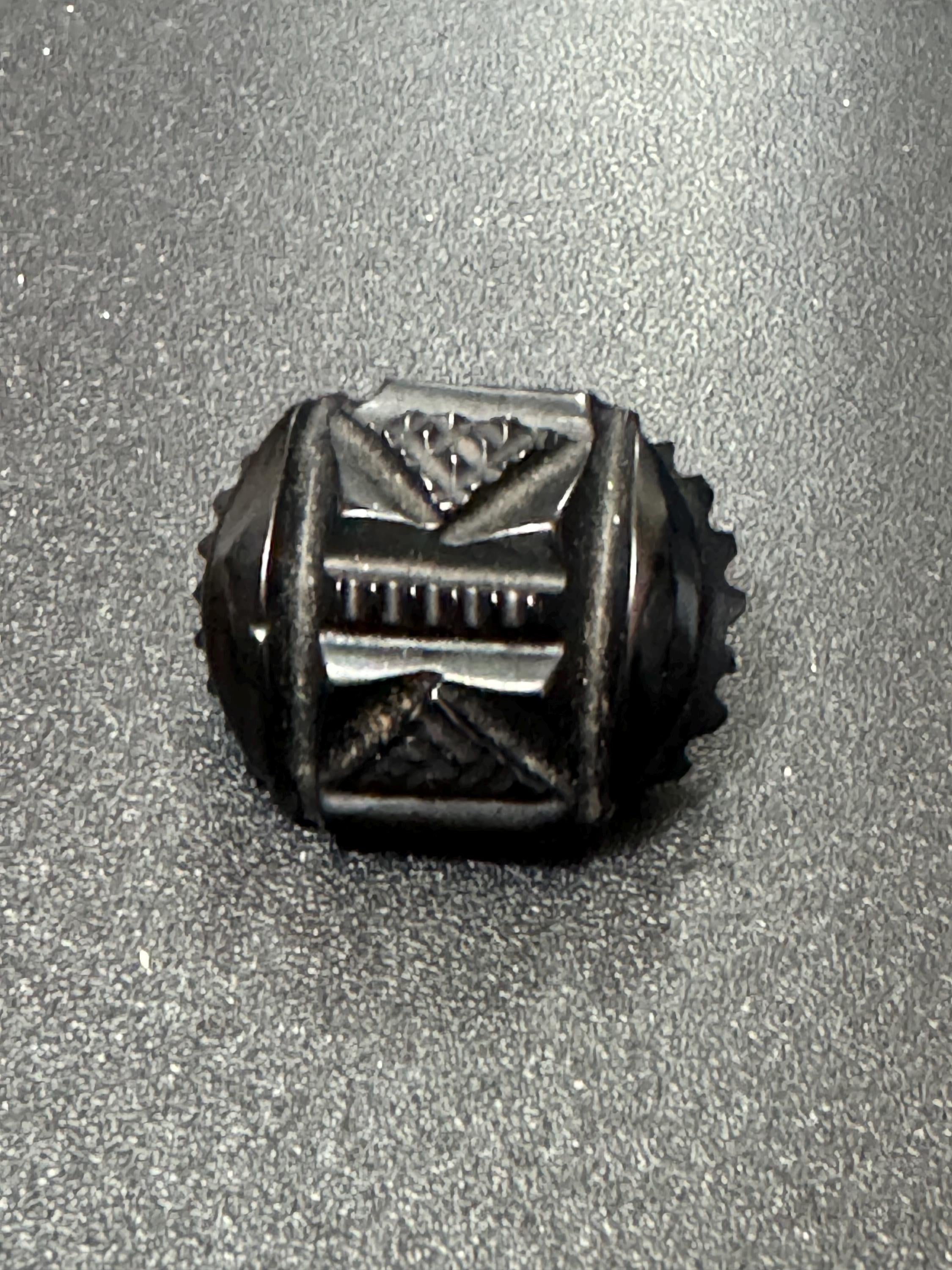 vintage retro small Victorian revival mourning brooch Faux Jet Bog oak