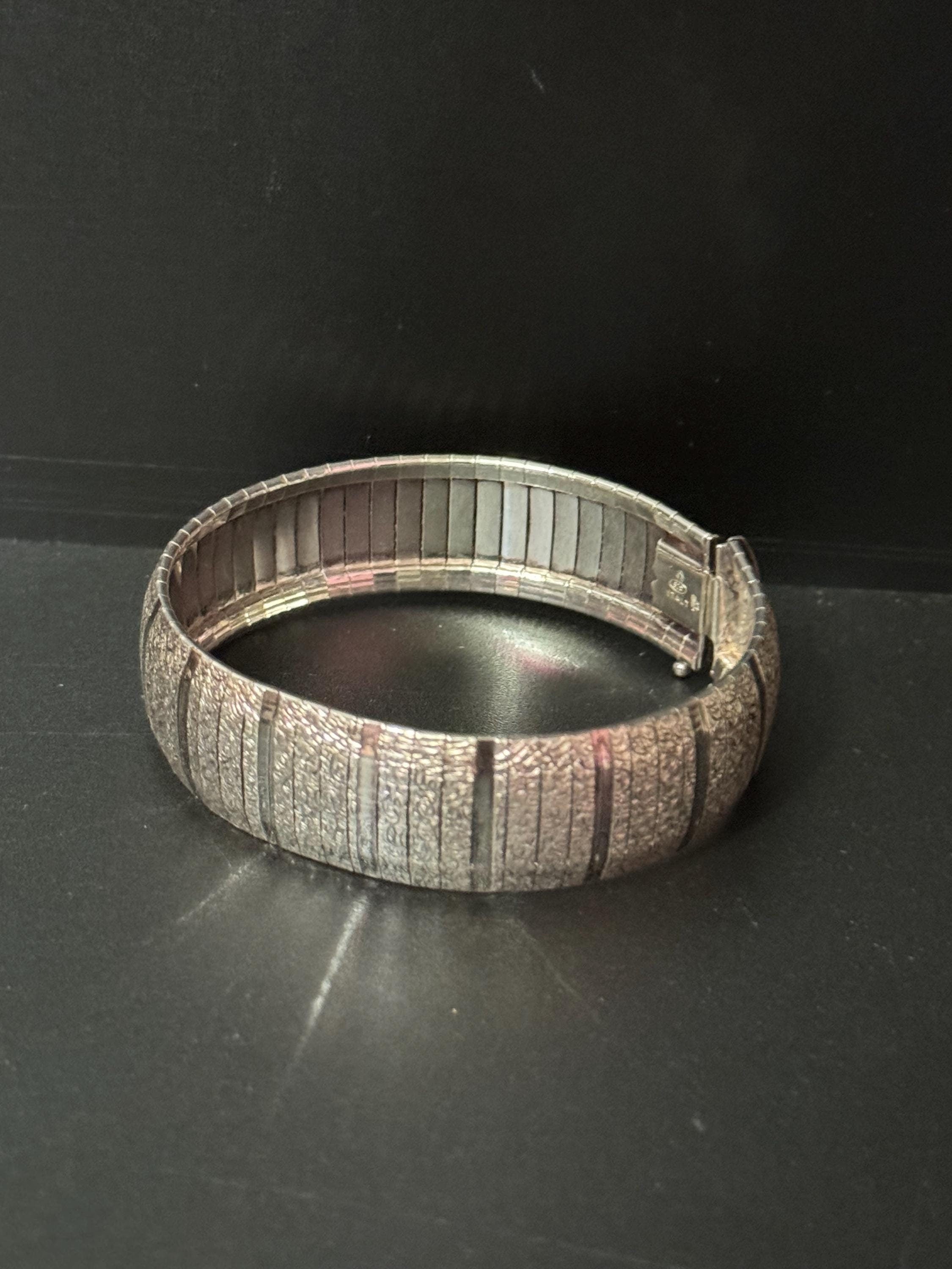 1970s Italian 925 sterling silver textured modernist cuff bracelet