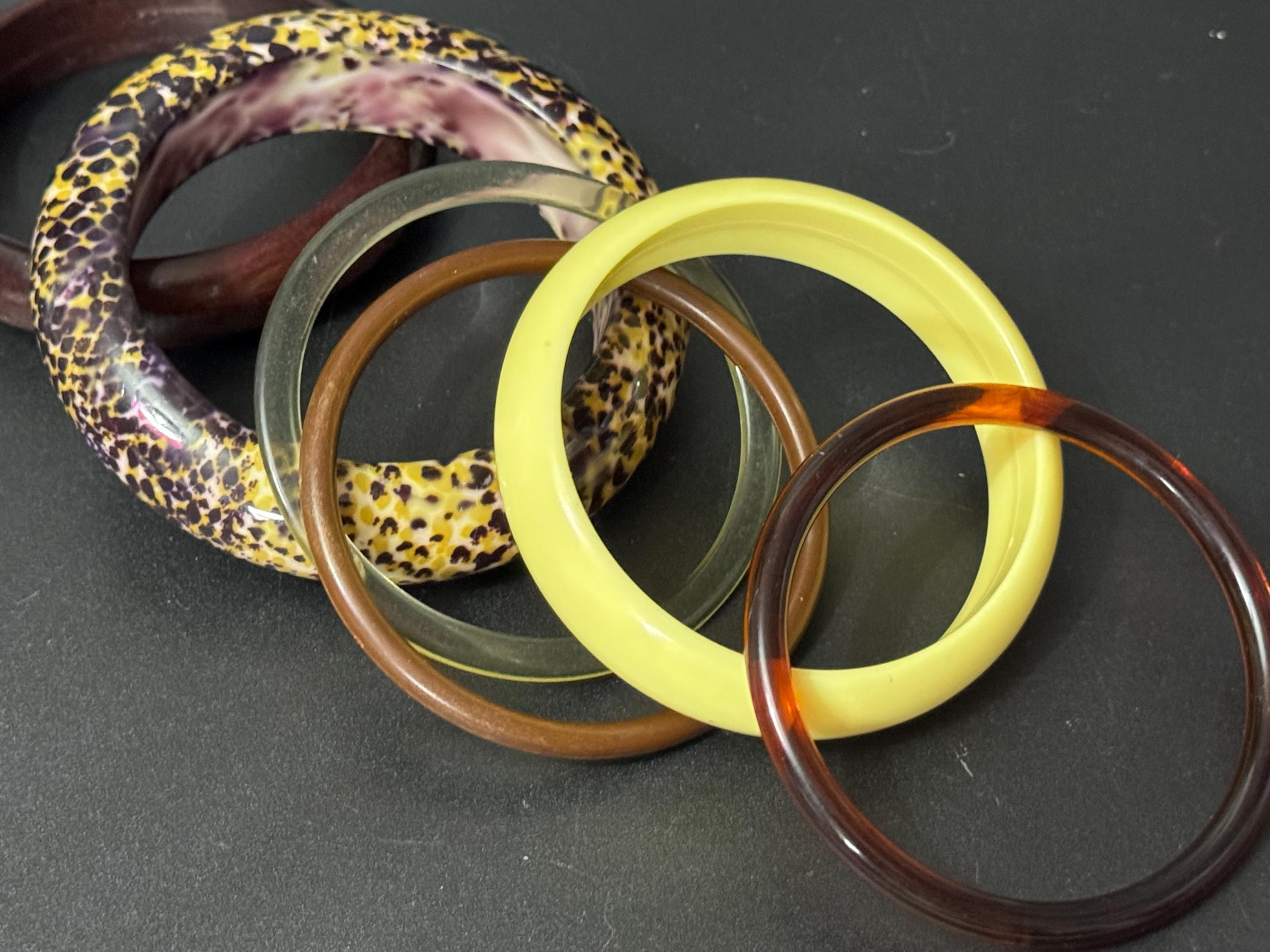 Cream brown yellow beige stack of vintage retro plastic bangles