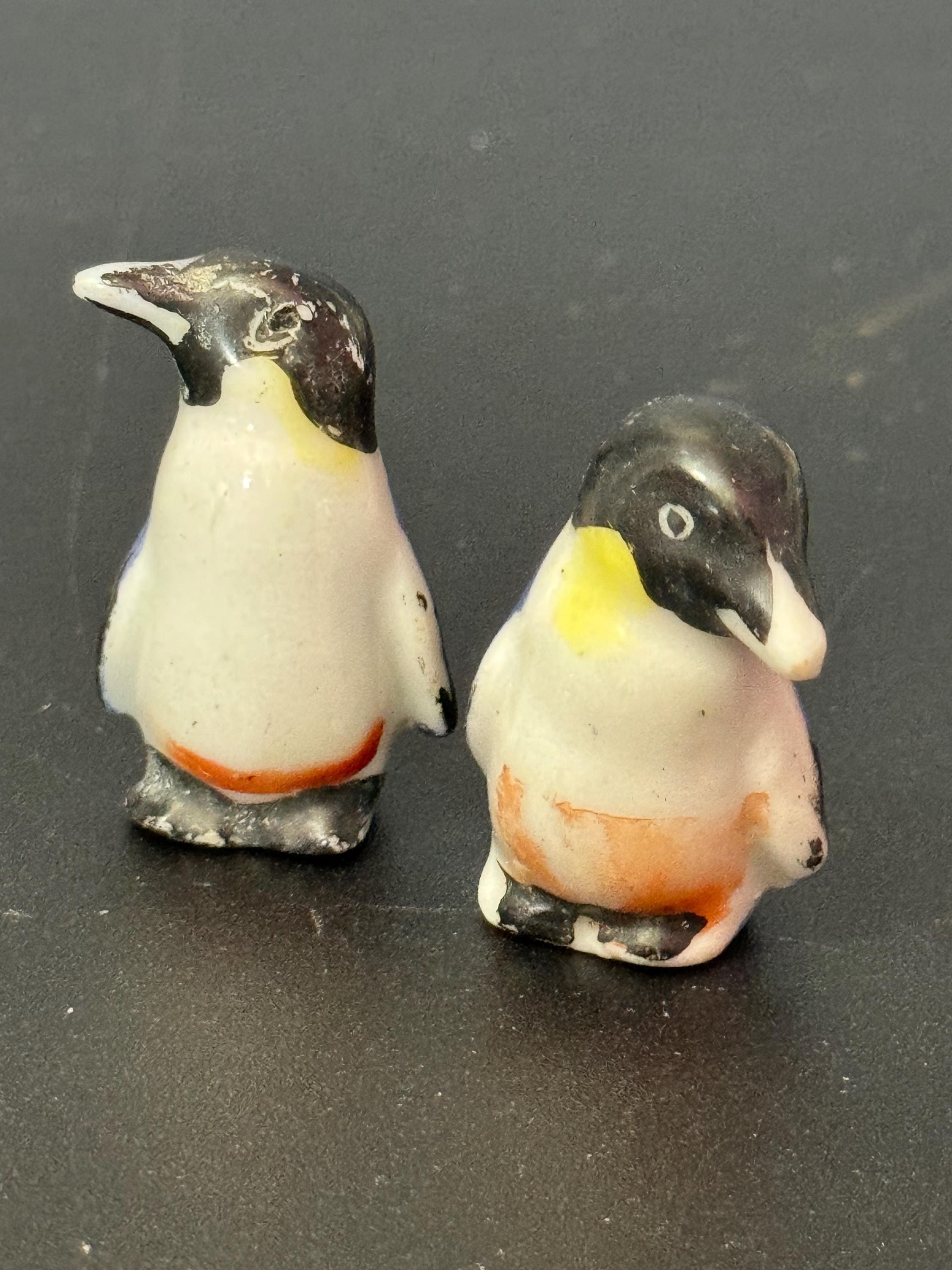 2 x Antique ceramic glazed Black penguins Christmas Xmas Cake topper decoration