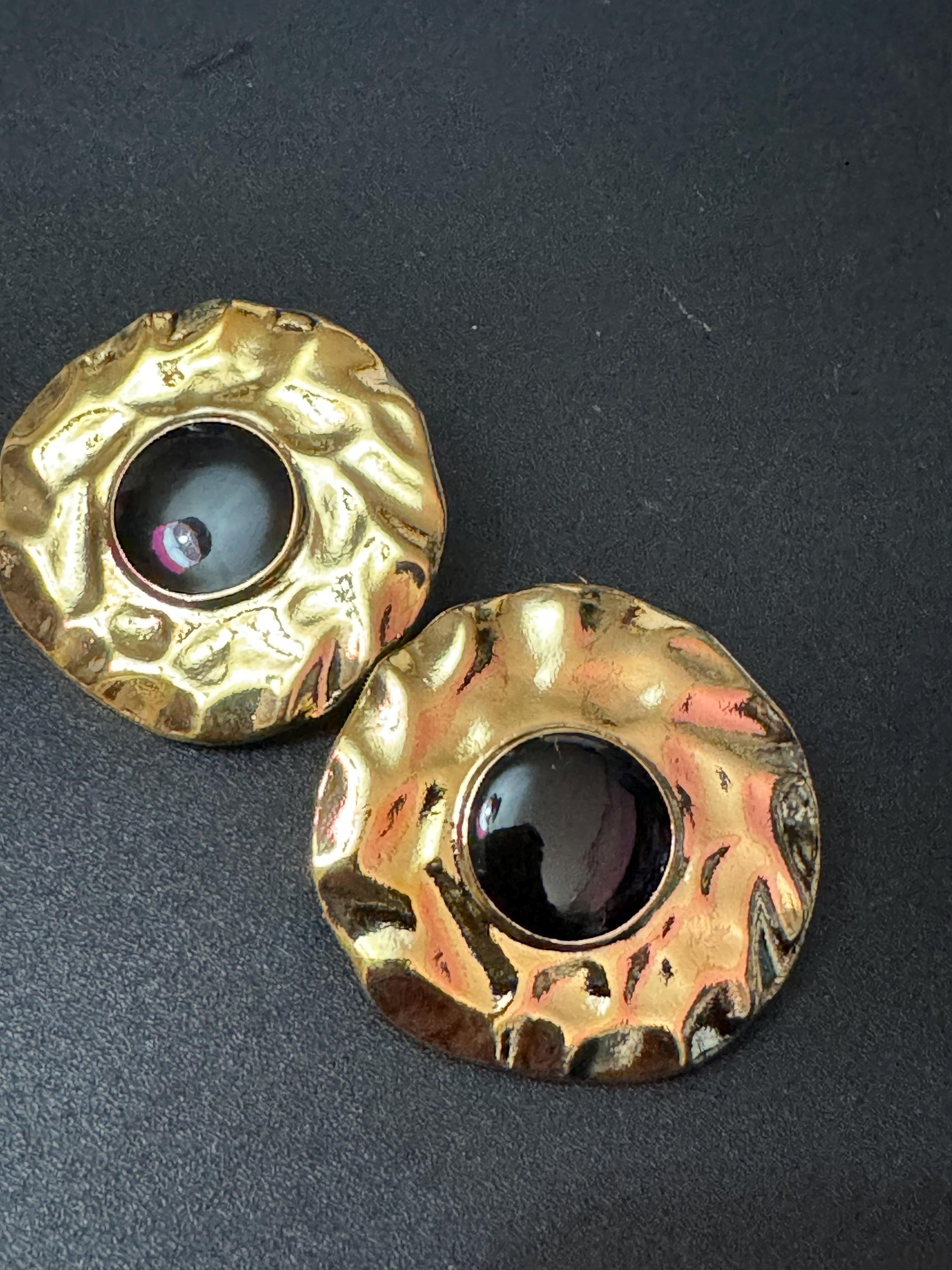 oversized 4cm Gold tone black cabochon round disc clip on earrings 1980s